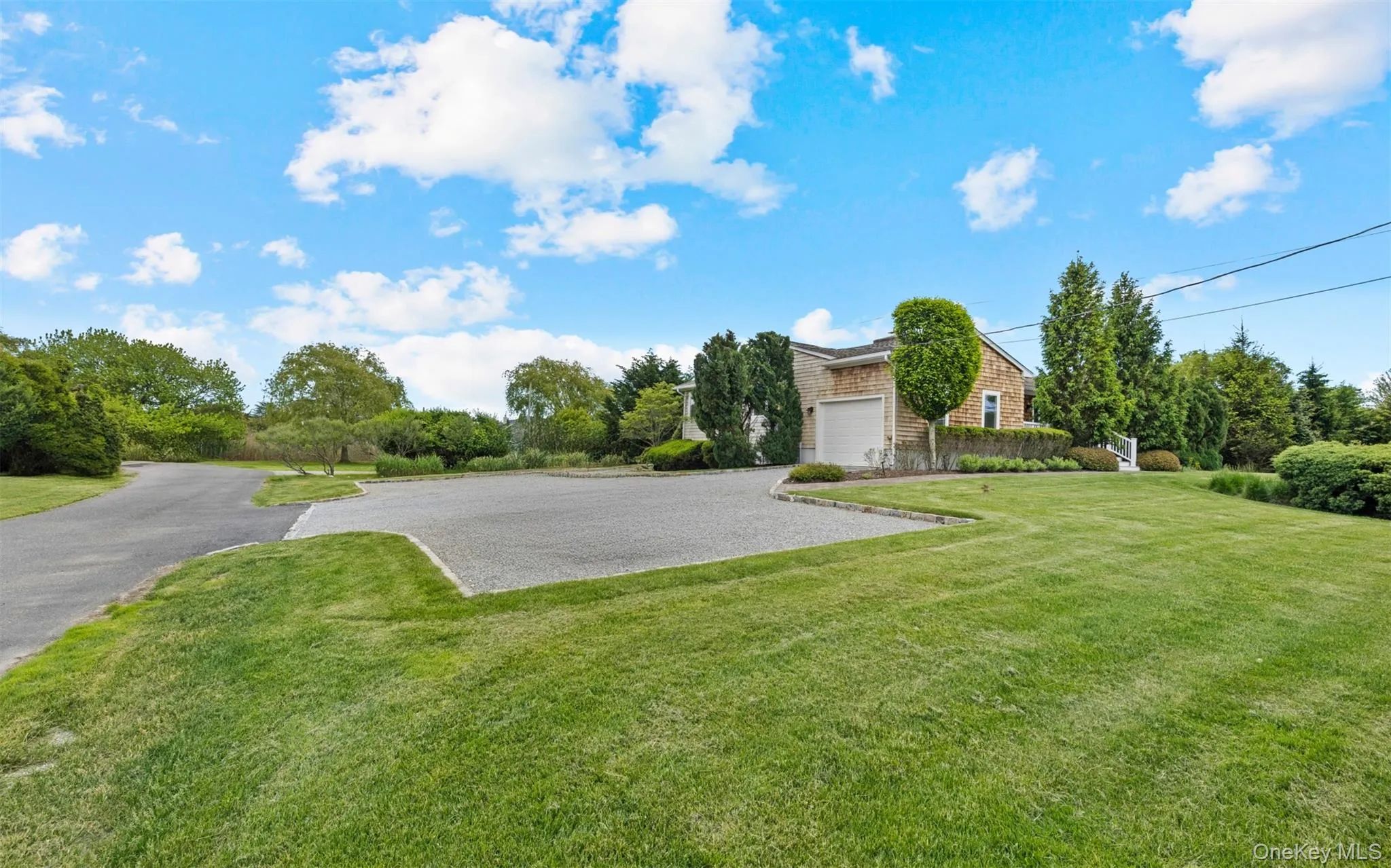 58 Bayfield Lane, Southampton, NY, 4 Bedrooms Bedrooms, 8 Rooms Rooms,3 BathroomsBathrooms,Residential Lease,For Rent,Bayfield,0,1007286 58 Bayfield Lane, Southampton, NY, 4 Bedrooms Bedrooms, 8 Rooms Rooms,3 BathroomsBathrooms,Residential Lease,For Rent,Bayfield,0,1007286