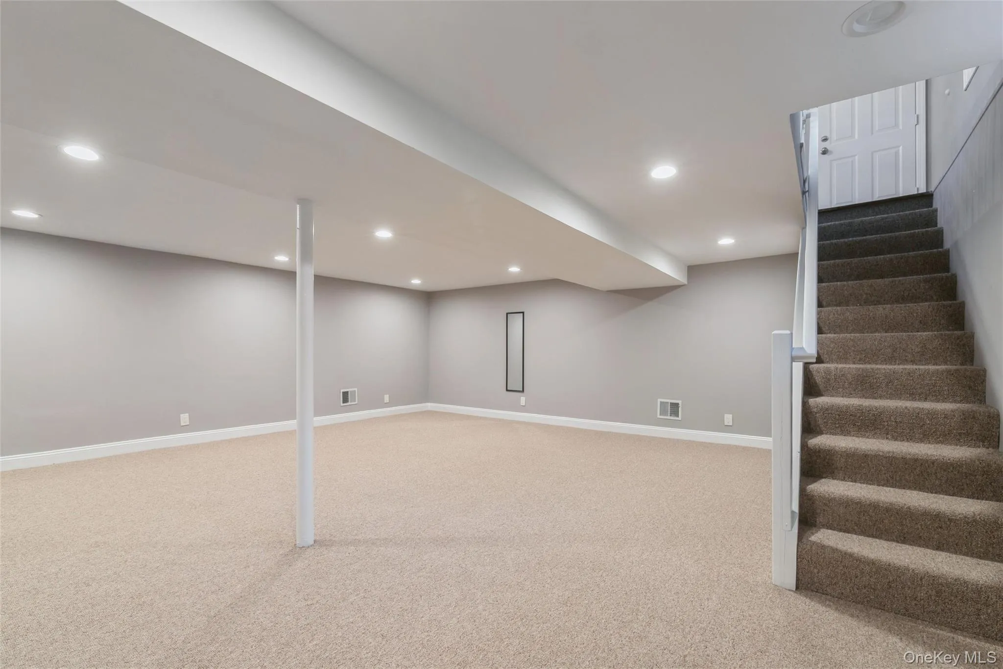 182 Smithtown Polk Boulevard, Brookhaven, NY, 3 Bedrooms Bedrooms, 6 Rooms Rooms,2 BathroomsBathrooms,Residential,For Rent,Smithtown Polk,0,KEY1007288 182 Smithtown Polk Boulevard, Brookhaven, NY, 3 Bedrooms Bedrooms, 6 Rooms Rooms,2 BathroomsBathrooms,Residential,For Rent,Smithtown Polk,0,KEY1007288