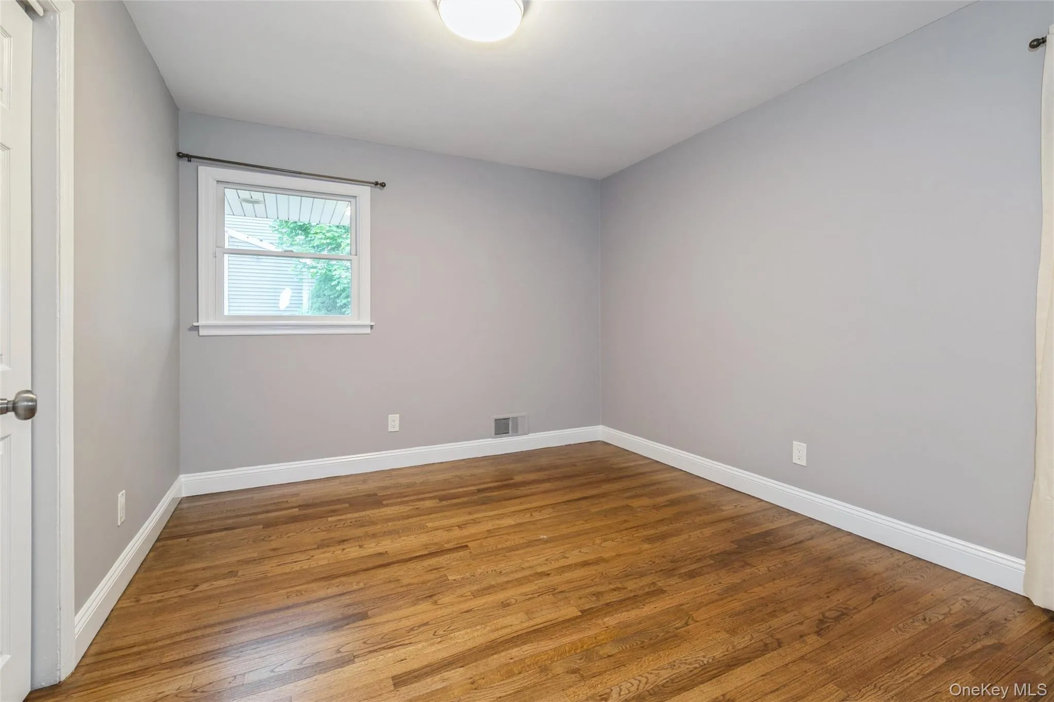 182 Smithtown Polk Boulevard, Brookhaven, NY, 3 Bedrooms Bedrooms, 6 Rooms Rooms,2 BathroomsBathrooms,Residential,For Rent,Smithtown Polk,0,KEY1007288 182 Smithtown Polk Boulevard, Brookhaven, NY, 3 Bedrooms Bedrooms, 6 Rooms Rooms,2 BathroomsBathrooms,Residential,For Rent,Smithtown Polk,0,KEY1007288