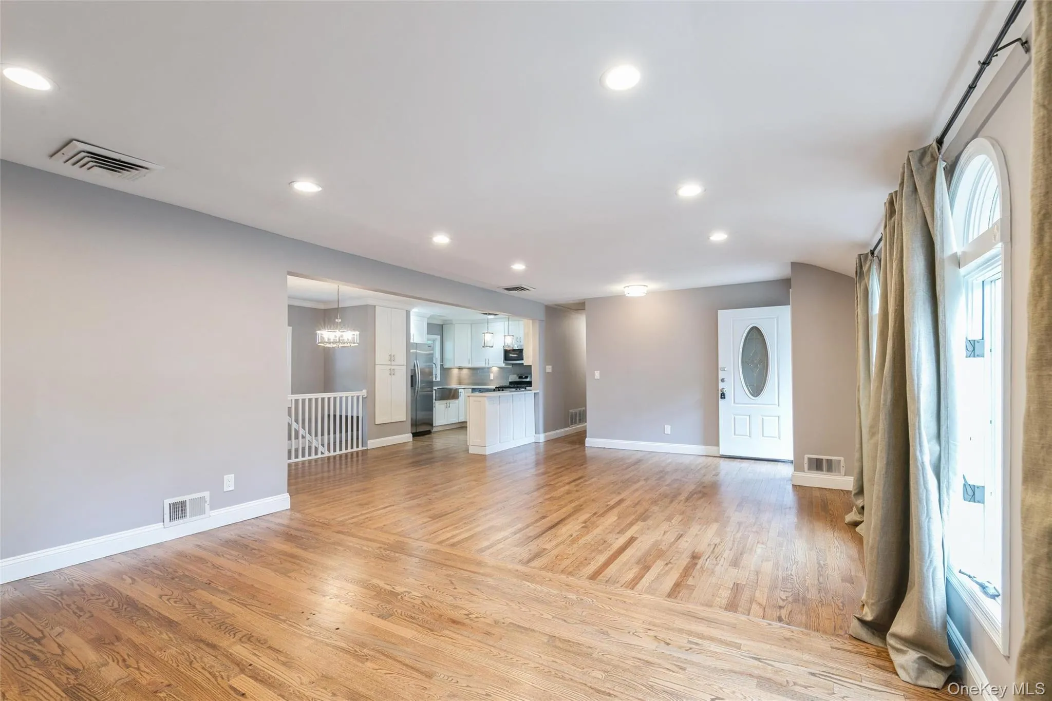 182 Smithtown Polk Boulevard, Brookhaven, NY, 3 Bedrooms Bedrooms, 6 Rooms Rooms,2 BathroomsBathrooms,Residential,For Rent,Smithtown Polk,0,KEY1007288 182 Smithtown Polk Boulevard, Brookhaven, NY, 3 Bedrooms Bedrooms, 6 Rooms Rooms,2 BathroomsBathrooms,Residential,For Rent,Smithtown Polk,0,KEY1007288