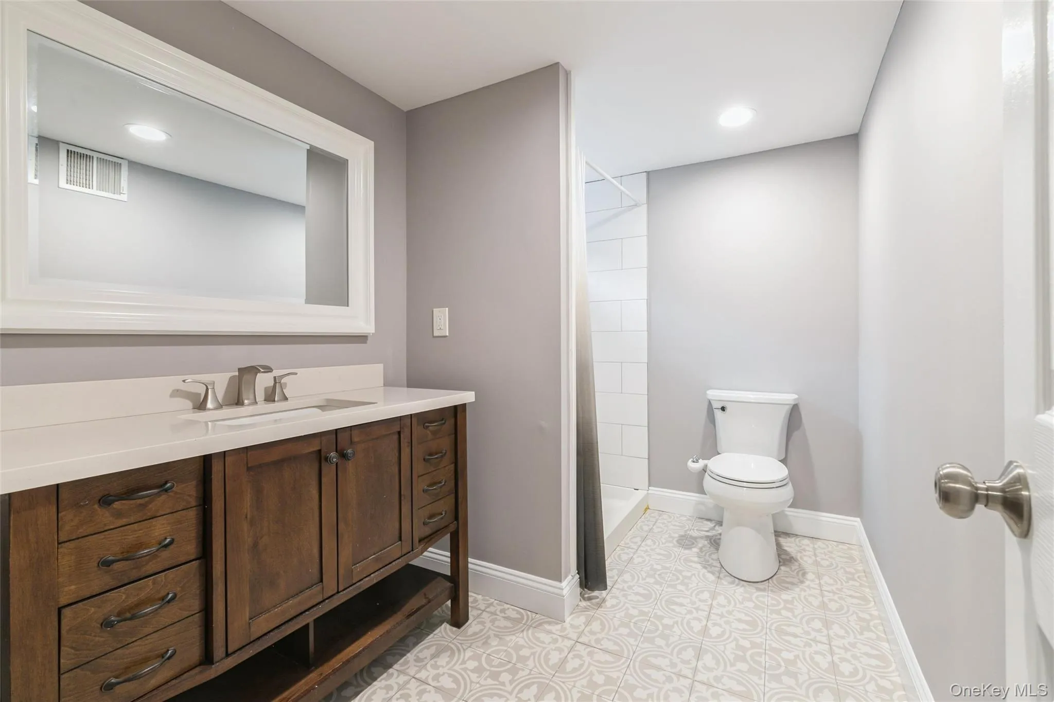 182 Smithtown Polk Boulevard, Brookhaven, NY, 3 Bedrooms Bedrooms, 6 Rooms Rooms,2 BathroomsBathrooms,Residential,For Rent,Smithtown Polk,0,KEY1007288 182 Smithtown Polk Boulevard, Brookhaven, NY, 3 Bedrooms Bedrooms, 6 Rooms Rooms,2 BathroomsBathrooms,Residential,For Rent,Smithtown Polk,0,KEY1007288
