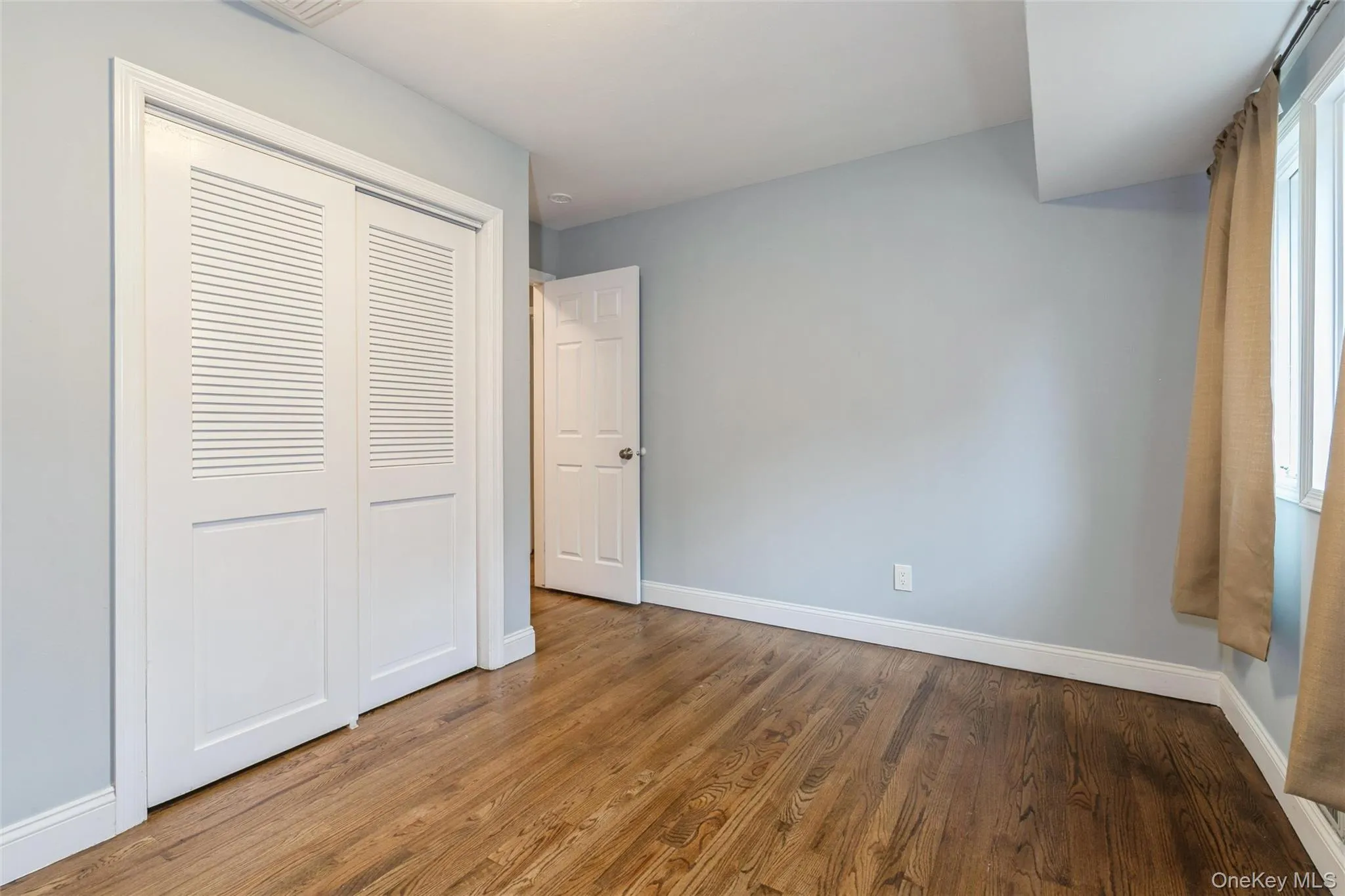 182 Smithtown Polk Boulevard, Brookhaven, NY, 3 Bedrooms Bedrooms, 6 Rooms Rooms,2 BathroomsBathrooms,Residential,For Rent,Smithtown Polk,0,KEY1007288 182 Smithtown Polk Boulevard, Brookhaven, NY, 3 Bedrooms Bedrooms, 6 Rooms Rooms,2 BathroomsBathrooms,Residential,For Rent,Smithtown Polk,0,KEY1007288