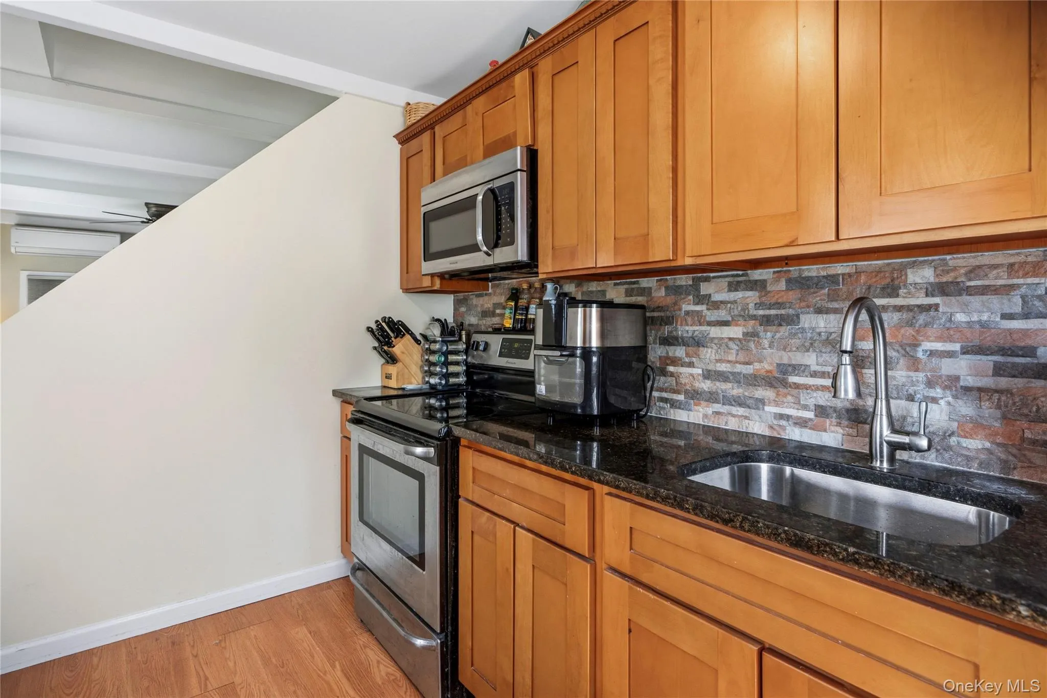 30 Crag Lane, Hempstead, NY, 4 Bedrooms Bedrooms, 8 Rooms Rooms,2 BathroomsBathrooms,Residential,For Rent,Crag,0,1007289 30 Crag Lane, Hempstead, NY, 4 Bedrooms Bedrooms, 8 Rooms Rooms,2 BathroomsBathrooms,Residential,For Rent,Crag,0,1007289