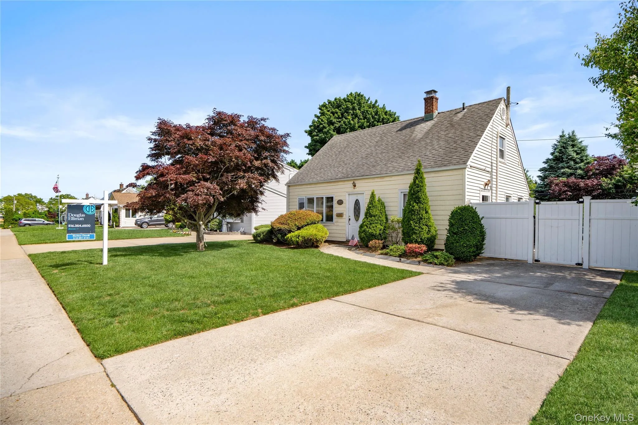 30 Crag Lane, Hempstead, NY, 4 Bedrooms Bedrooms, 8 Rooms Rooms,2 BathroomsBathrooms,Residential,For Rent,Crag,0,1007289 30 Crag Lane, Hempstead, NY, 4 Bedrooms Bedrooms, 8 Rooms Rooms,2 BathroomsBathrooms,Residential,For Rent,Crag,0,1007289