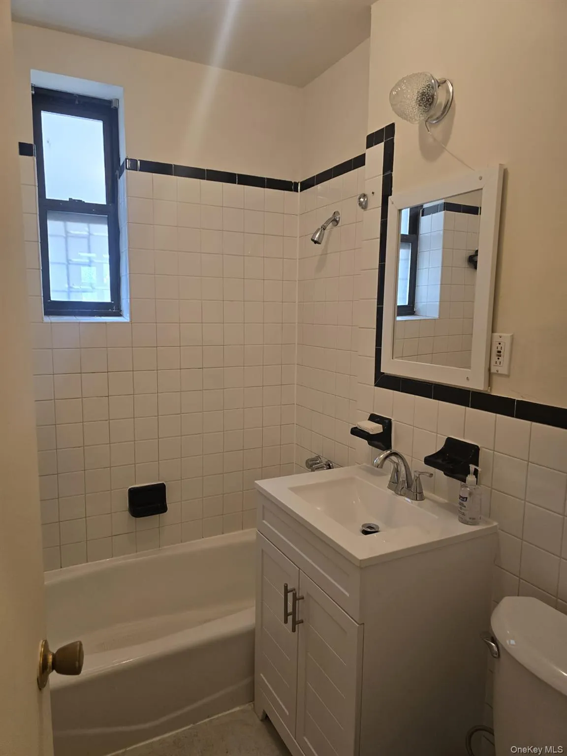 773 Eastern Parkway, New York, NY, 1 Bedroom Bedrooms, 3 Rooms Rooms,1 BathroomBathrooms,Residential,For Rent,Parkway,0,1007293 773 Eastern Parkway, New York, NY, 1 Bedroom Bedrooms, 3 Rooms Rooms,1 BathroomBathrooms,Residential,For Rent,Parkway,0,1007293