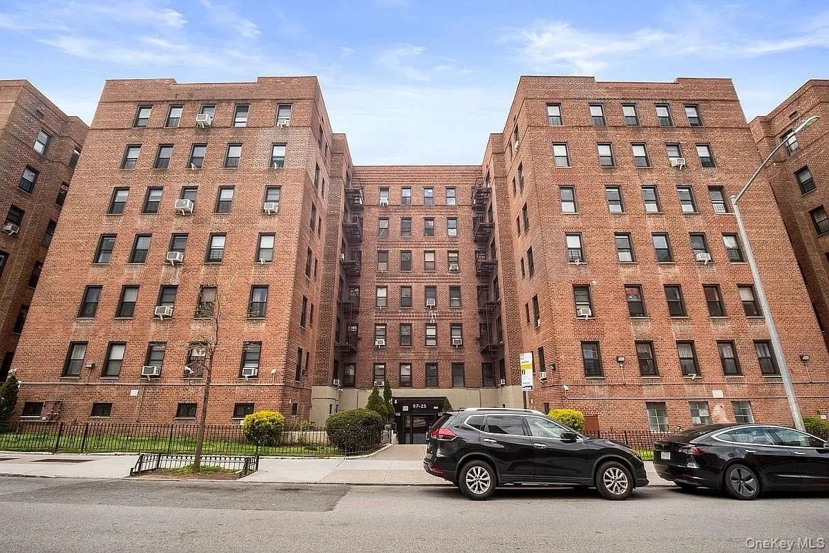 9725 64th Avenue, New York, NY, 3 Bedrooms Bedrooms, 4 Rooms Rooms,2 BathroomsBathrooms,Residential,For Rent,64th,0,1007298 9725 64th Avenue, New York, NY, 3 Bedrooms Bedrooms, 4 Rooms Rooms,2 BathroomsBathrooms,Residential,For Rent,64th,0,1007298