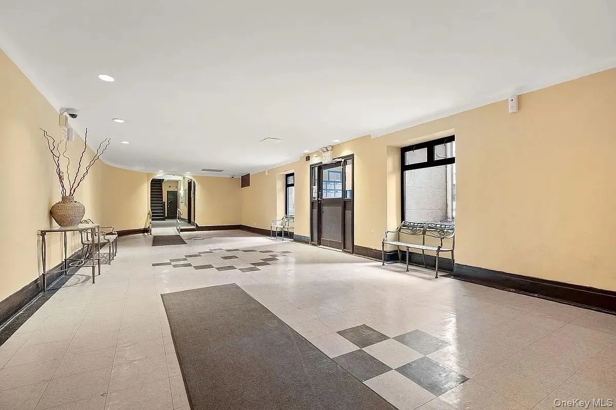 9725 64th Avenue, New York, NY, 3 Bedrooms Bedrooms, 4 Rooms Rooms,2 BathroomsBathrooms,Residential,For Rent,64th,0,1007298 9725 64th Avenue, New York, NY, 3 Bedrooms Bedrooms, 4 Rooms Rooms,2 BathroomsBathrooms,Residential,For Rent,64th,0,1007298