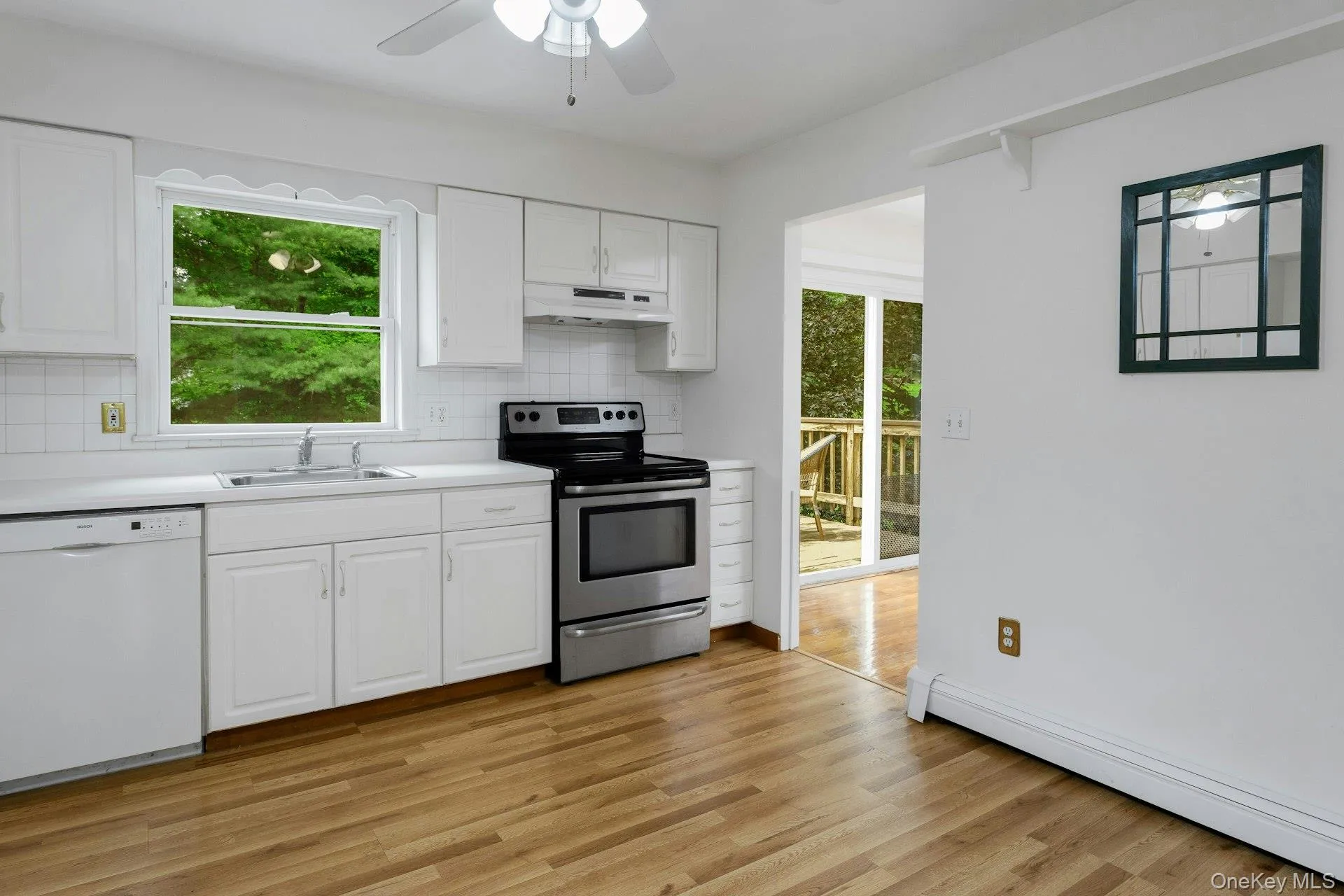 20 Elizabeth Terrace, Wappinger, NY, 3 Bedrooms Bedrooms, 10 Rooms Rooms,1 BathroomBathrooms,Residential,For Rent,Elizabeth,0,1007303 20 Elizabeth Terrace, Wappinger, NY, 3 Bedrooms Bedrooms, 10 Rooms Rooms,1 BathroomBathrooms,Residential,For Rent,Elizabeth,0,1007303