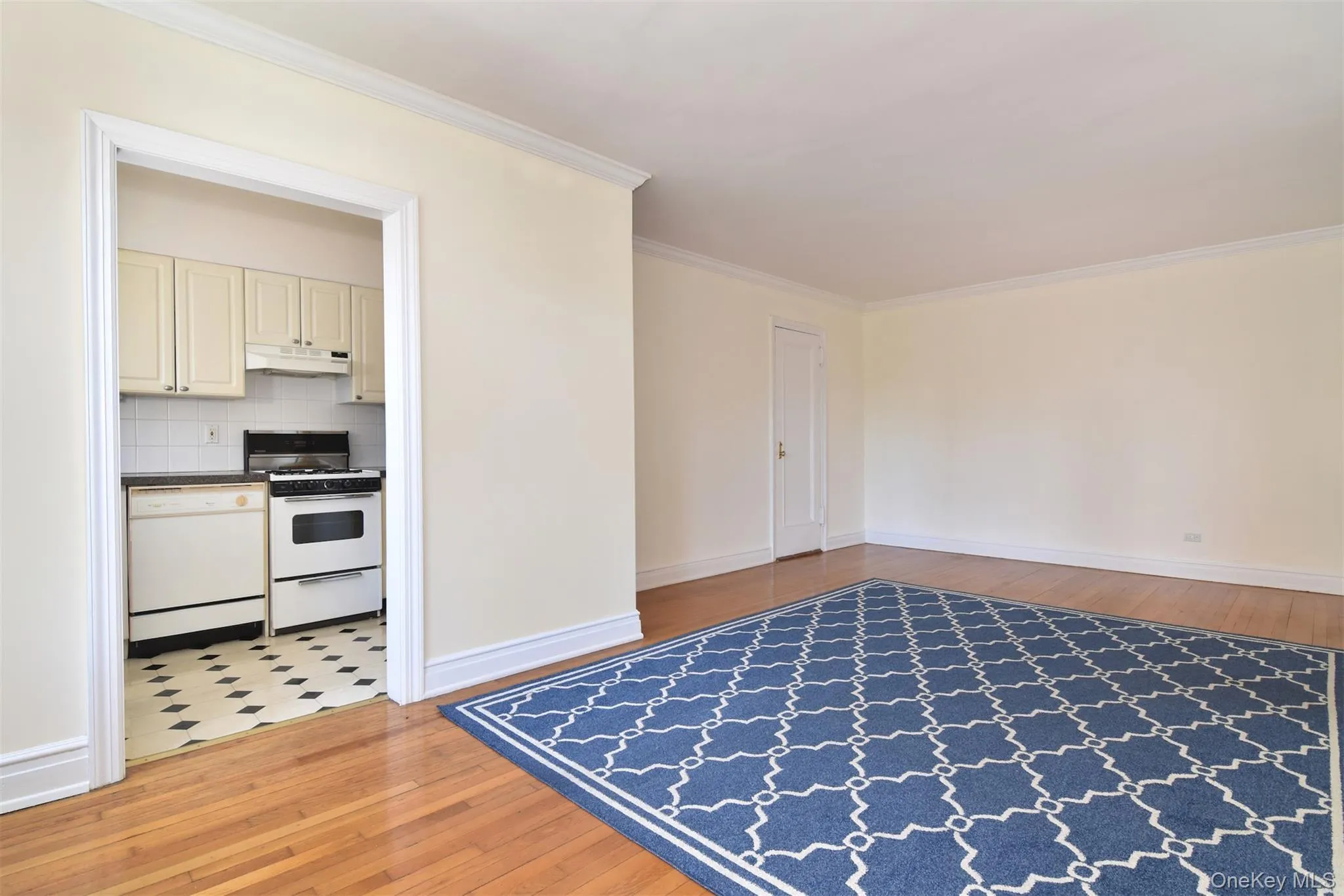 The living/dining room leads directly to the kitchen. The living/dining room leads directly to the kitchen.