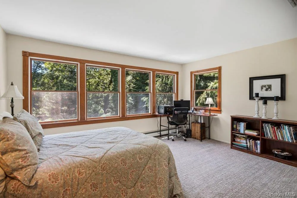 47 Lubber Street, Brookhaven, NY, 5 Bedrooms Bedrooms, 9 Rooms Rooms,2 BathroomsBathrooms,Residential,For Rent,Lubber,0,1007307 47 Lubber Street, Brookhaven, NY, 5 Bedrooms Bedrooms, 9 Rooms Rooms,2 BathroomsBathrooms,Residential,For Rent,Lubber,0,1007307