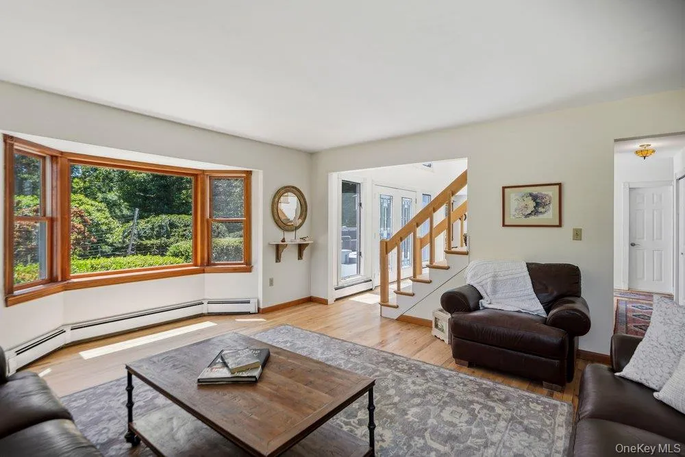 47 Lubber Street, Brookhaven, NY, 5 Bedrooms Bedrooms, 9 Rooms Rooms,2 BathroomsBathrooms,Residential,For Rent,Lubber,0,1007307 47 Lubber Street, Brookhaven, NY, 5 Bedrooms Bedrooms, 9 Rooms Rooms,2 BathroomsBathrooms,Residential,For Rent,Lubber,0,1007307