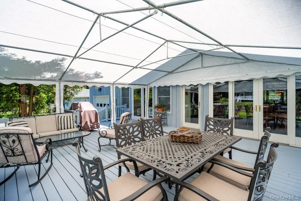 47 Lubber Street, Brookhaven, NY, 5 Bedrooms Bedrooms, 9 Rooms Rooms,2 BathroomsBathrooms,Residential,For Rent,Lubber,0,1007307 47 Lubber Street, Brookhaven, NY, 5 Bedrooms Bedrooms, 9 Rooms Rooms,2 BathroomsBathrooms,Residential,For Rent,Lubber,0,1007307