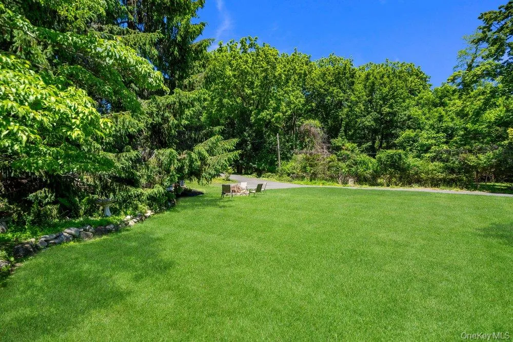 47 Lubber Street, Brookhaven, NY, 5 Bedrooms Bedrooms, 9 Rooms Rooms,2 BathroomsBathrooms,Residential,For Rent,Lubber,0,1007307 47 Lubber Street, Brookhaven, NY, 5 Bedrooms Bedrooms, 9 Rooms Rooms,2 BathroomsBathrooms,Residential,For Rent,Lubber,0,1007307