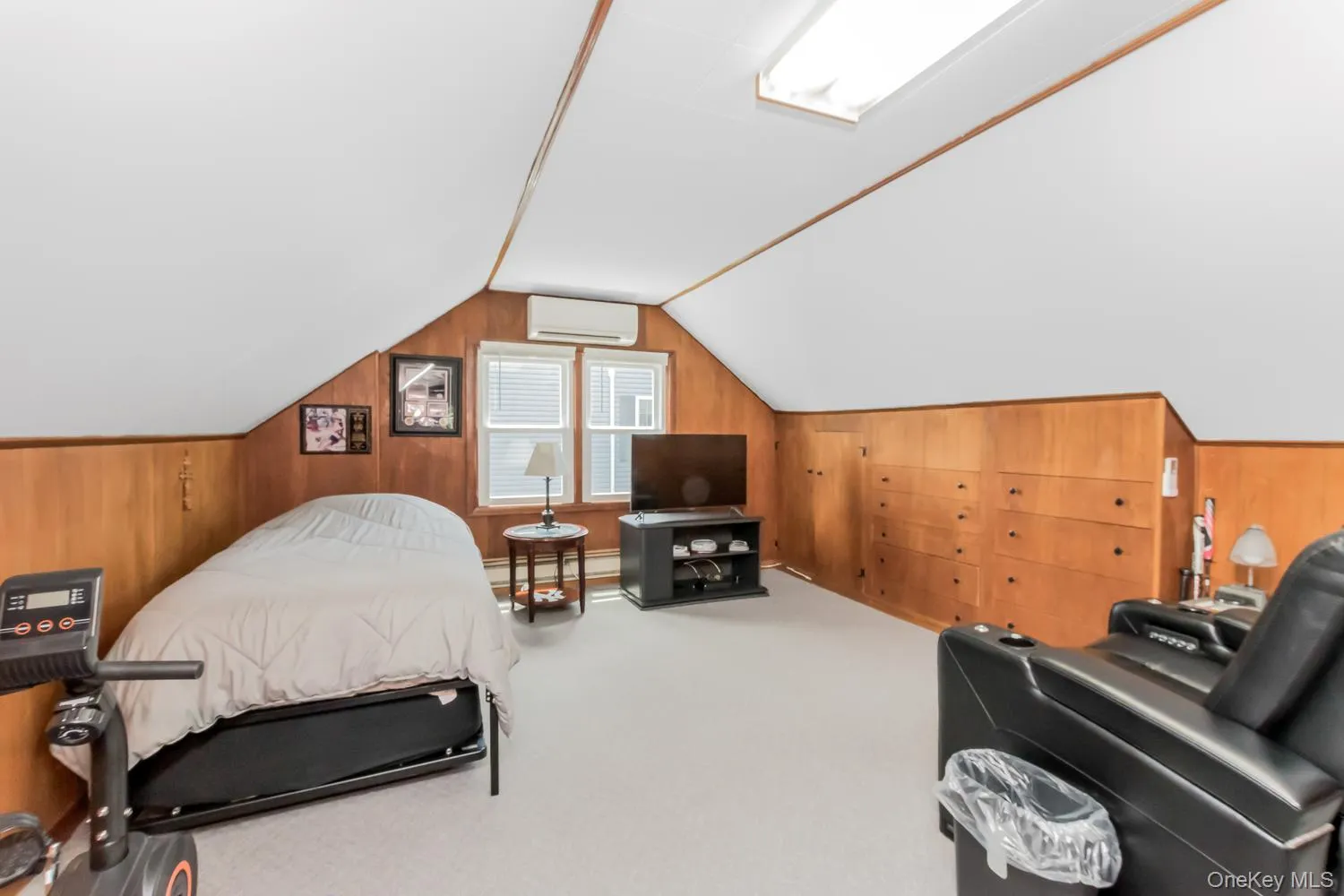 Bedroom Bedroom