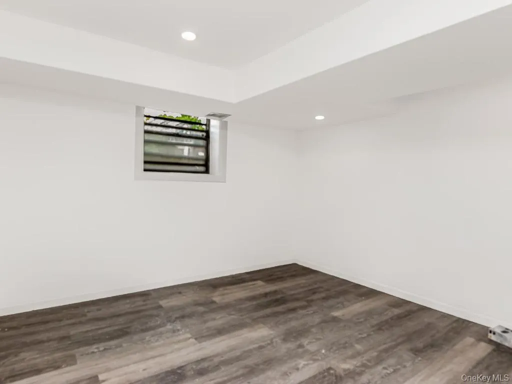 1066 219th Street, New York, NY, 3 Bedrooms Bedrooms, 9 Rooms Rooms,2 BathroomsBathrooms,Residential,For Rent,219th,0,1007312 1066 219th Street, New York, NY, 3 Bedrooms Bedrooms, 9 Rooms Rooms,2 BathroomsBathrooms,Residential,For Rent,219th,0,1007312