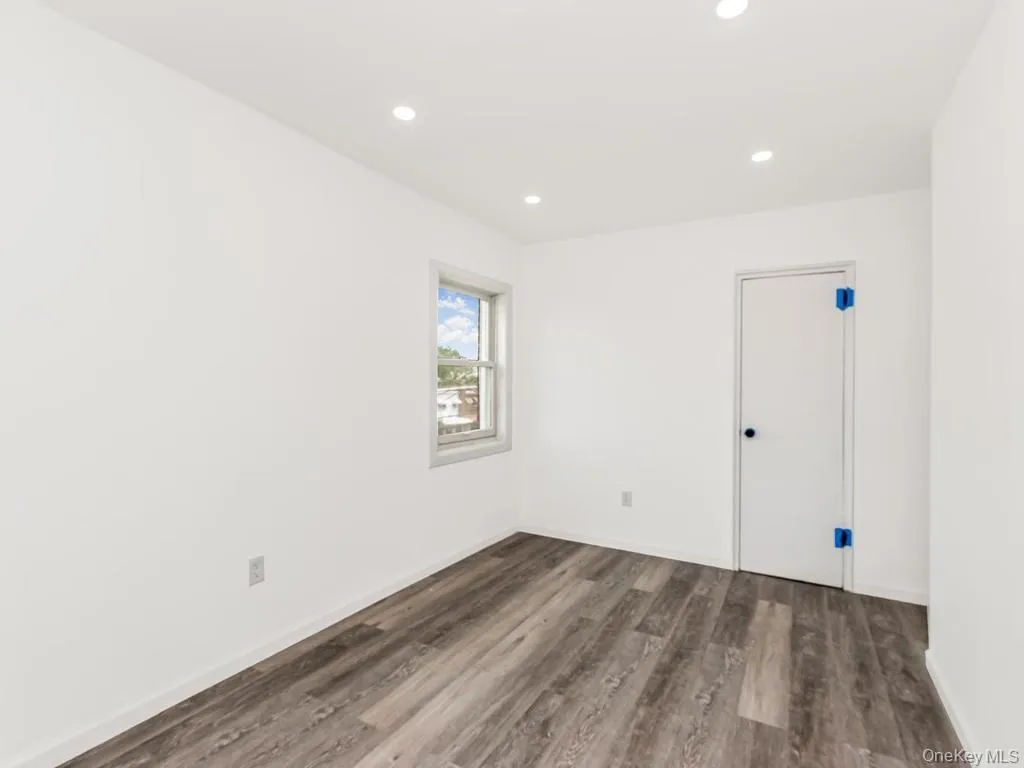 1066 219th Street, New York, NY, 3 Bedrooms Bedrooms, 9 Rooms Rooms,2 BathroomsBathrooms,Residential,For Rent,219th,0,1007312 1066 219th Street, New York, NY, 3 Bedrooms Bedrooms, 9 Rooms Rooms,2 BathroomsBathrooms,Residential,For Rent,219th,0,1007312