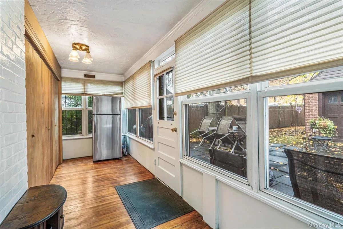 186-15 Grand Central Parkway, New York, NY, 3 Bedrooms Bedrooms, 10 Rooms Rooms,1 BathroomBathrooms,Residential,For Rent,Grand Central,0,1007315 186-15 Grand Central Parkway, New York, NY, 3 Bedrooms Bedrooms, 10 Rooms Rooms,1 BathroomBathrooms,Residential,For Rent,Grand Central,0,1007315