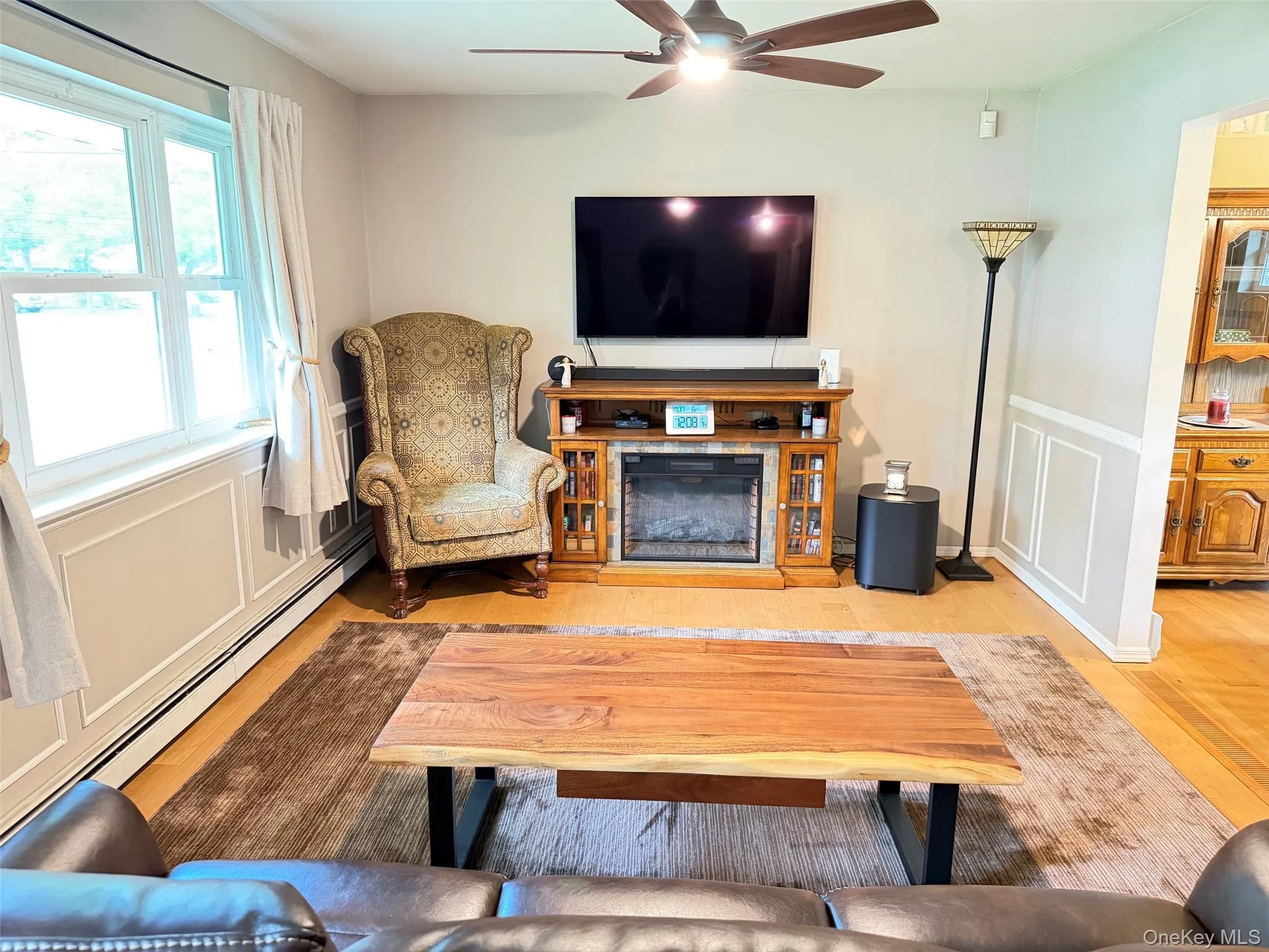 147 Hounslow Road, Brookhaven, NY, 3 Bedrooms Bedrooms, 5 Rooms Rooms,2 BathroomsBathrooms,Residential,For Rent,Hounslow,0,1007319 147 Hounslow Road, Brookhaven, NY, 3 Bedrooms Bedrooms, 5 Rooms Rooms,2 BathroomsBathrooms,Residential,For Rent,Hounslow,0,1007319