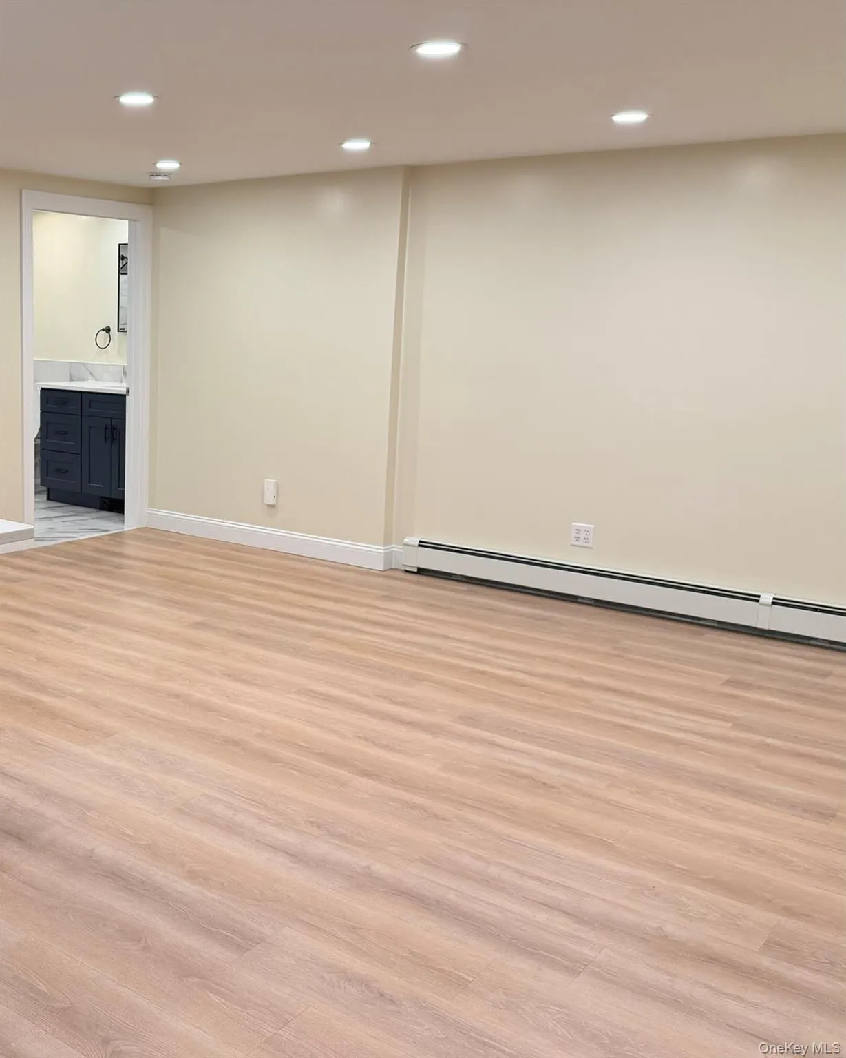 147 Hounslow Road, Brookhaven, NY, 3 Bedrooms Bedrooms, 5 Rooms Rooms,2 BathroomsBathrooms,Residential,For Rent,Hounslow,0,1007319 147 Hounslow Road, Brookhaven, NY, 3 Bedrooms Bedrooms, 5 Rooms Rooms,2 BathroomsBathrooms,Residential,For Rent,Hounslow,0,1007319