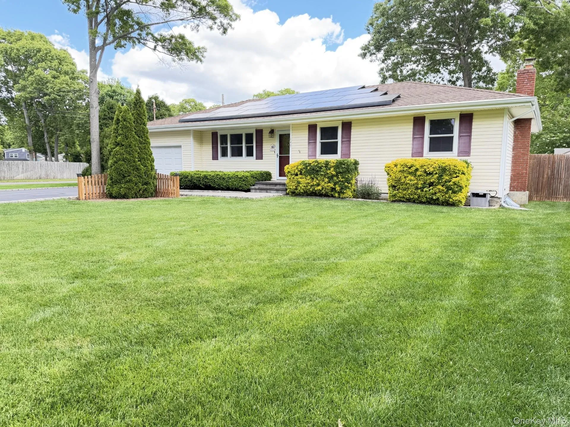 147 Hounslow Road, Brookhaven, NY, 3 Bedrooms Bedrooms, 5 Rooms Rooms,2 BathroomsBathrooms,Residential,For Rent,Hounslow,0,1007319 147 Hounslow Road, Brookhaven, NY, 3 Bedrooms Bedrooms, 5 Rooms Rooms,2 BathroomsBathrooms,Residential,For Rent,Hounslow,0,1007319