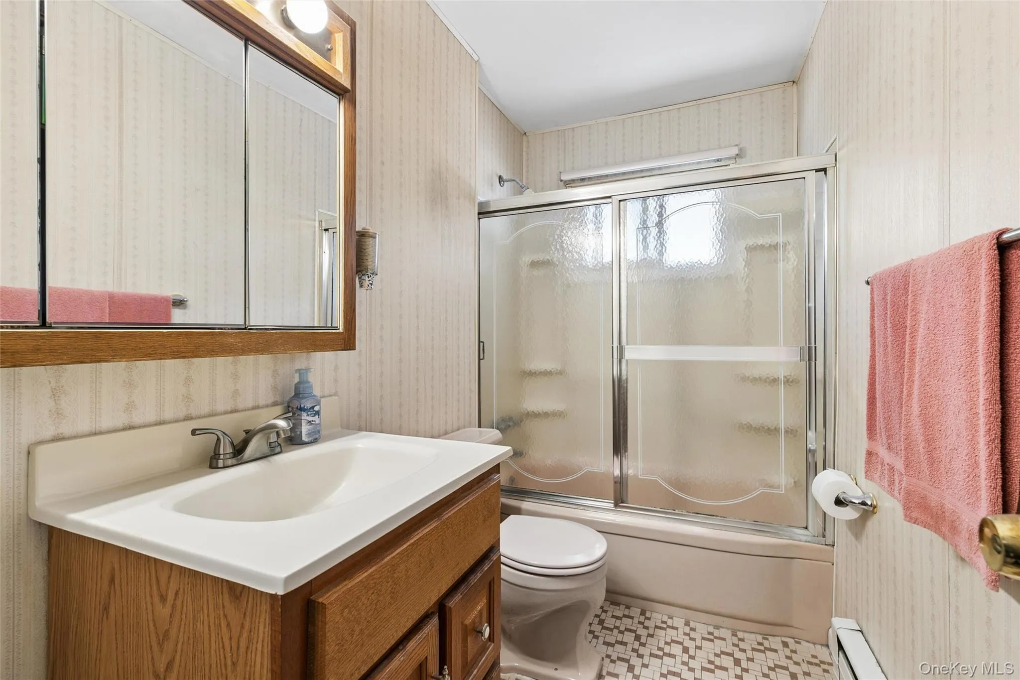 15 Willard Avenue, Oyster Bay, NY, 5 Bedrooms Bedrooms, 10 Rooms Rooms,2 BathroomsBathrooms,Residential,For Rent,Willard,0,1007321 15 Willard Avenue, Oyster Bay, NY, 5 Bedrooms Bedrooms, 10 Rooms Rooms,2 BathroomsBathrooms,Residential,For Rent,Willard,0,1007321