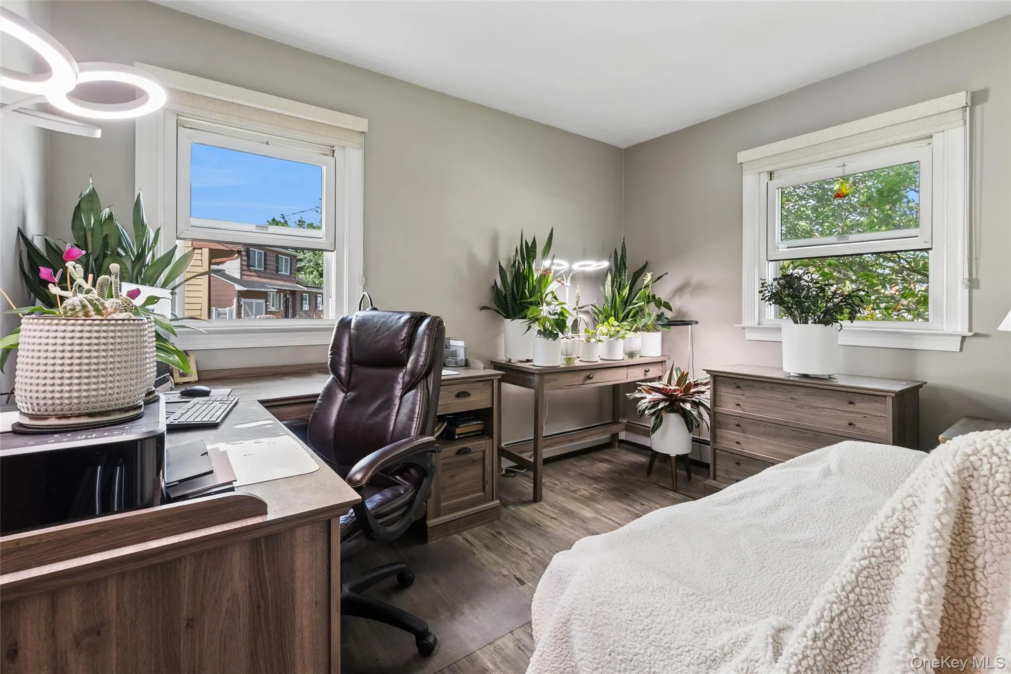 15 Willard Avenue, Oyster Bay, NY, 5 Bedrooms Bedrooms, 10 Rooms Rooms,2 BathroomsBathrooms,Residential,For Rent,Willard,0,1007321 15 Willard Avenue, Oyster Bay, NY, 5 Bedrooms Bedrooms, 10 Rooms Rooms,2 BathroomsBathrooms,Residential,For Rent,Willard,0,1007321