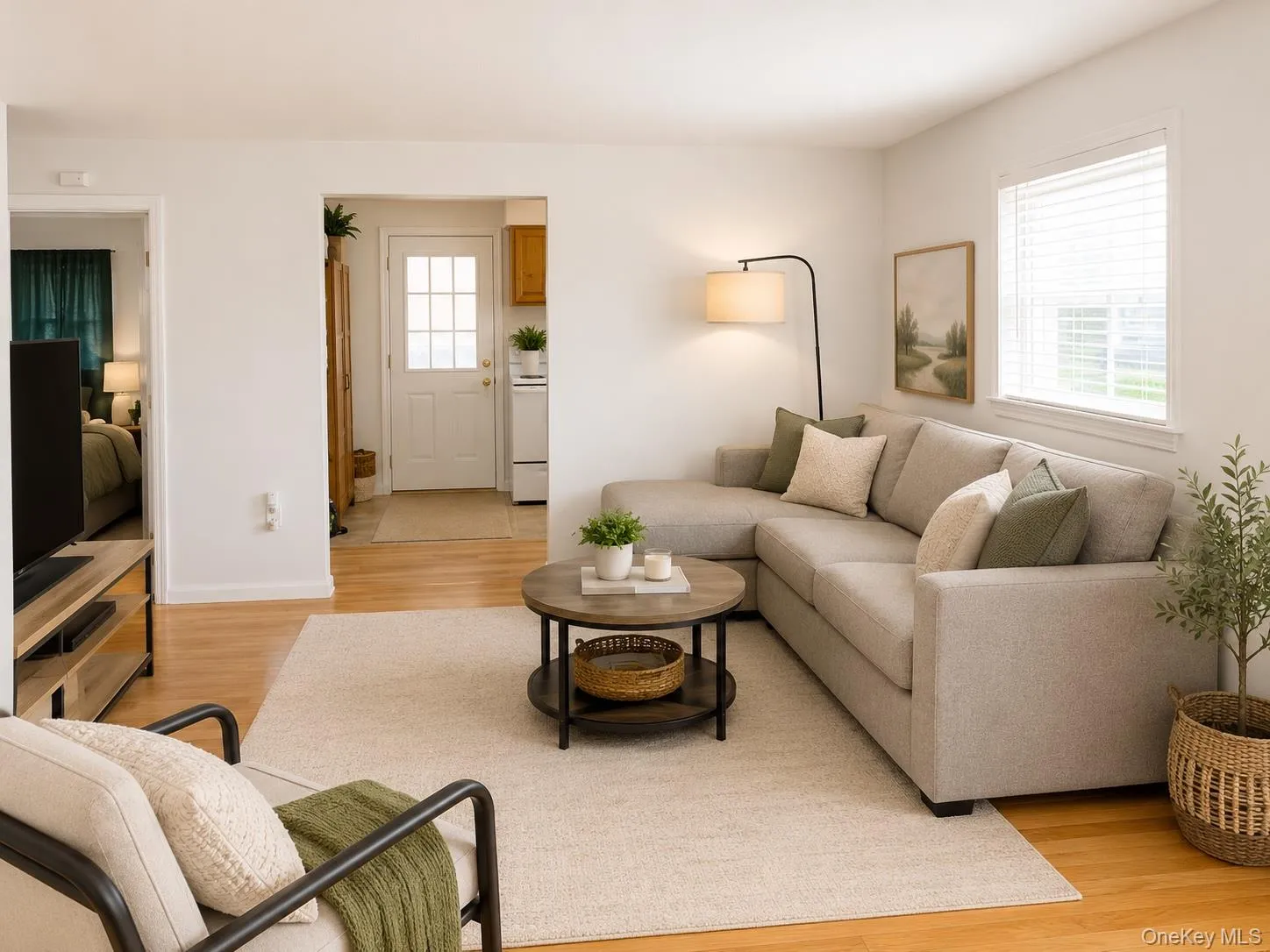 Large Living room with entrance to kitchen Large Living room with entrance to kitchen