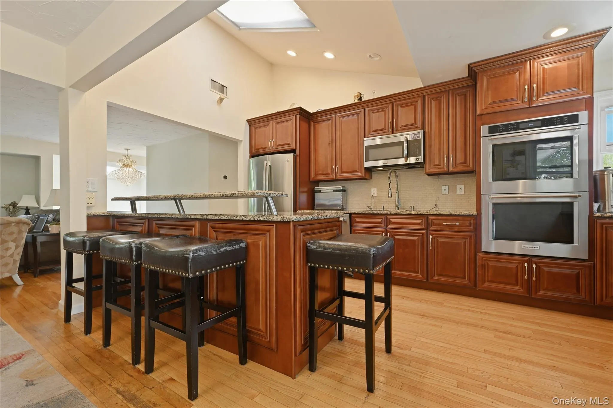 2998 Joyce Lane, Hempstead, NY, 6 Bedrooms Bedrooms, 10 Rooms Rooms,3 BathroomsBathrooms,Residential,For Rent,Joyce,0,1007327 2998 Joyce Lane, Hempstead, NY, 6 Bedrooms Bedrooms, 10 Rooms Rooms,3 BathroomsBathrooms,Residential,For Rent,Joyce,0,1007327