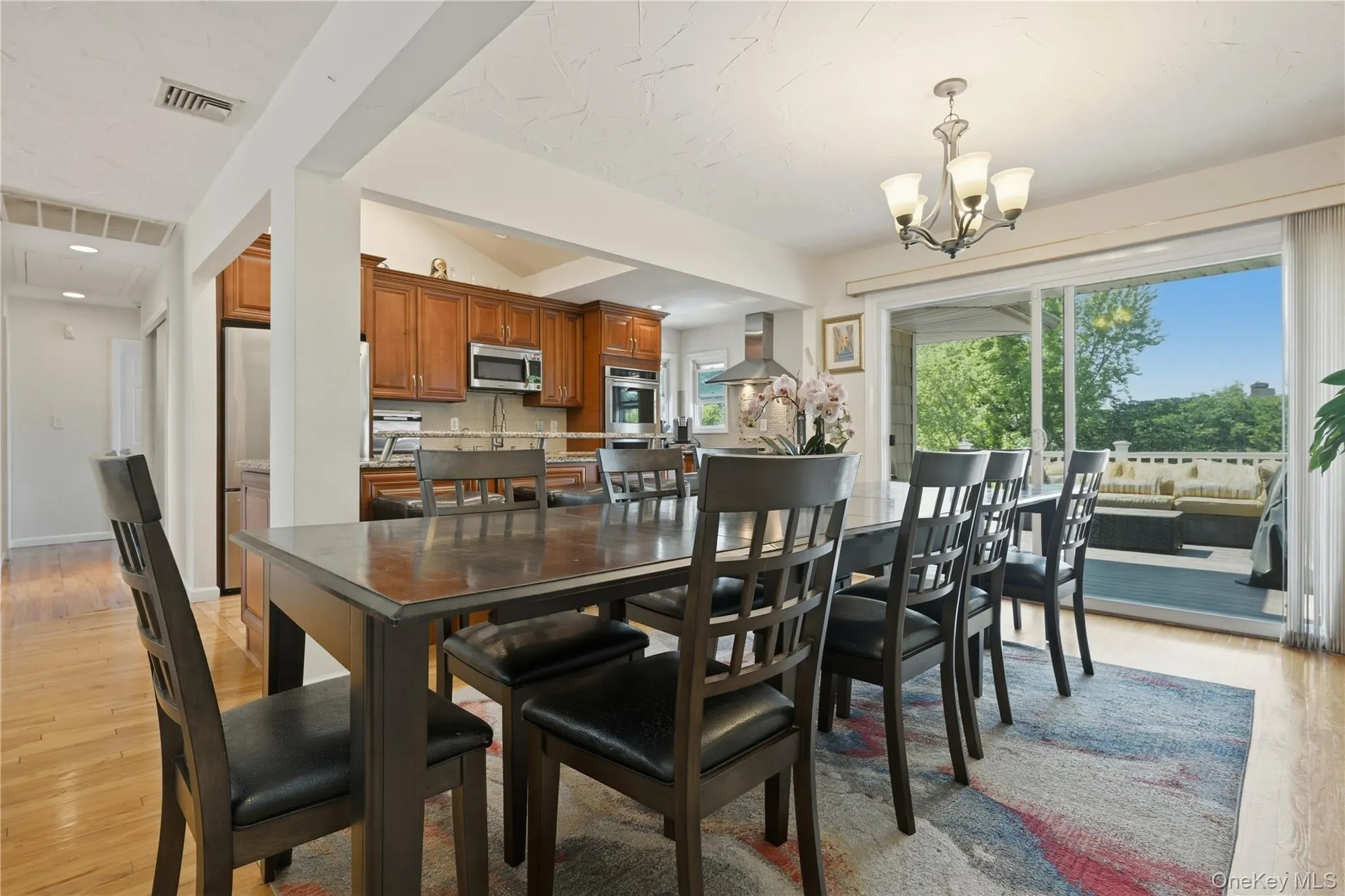 2998 Joyce Lane, Hempstead, NY, 6 Bedrooms Bedrooms, 10 Rooms Rooms,3 BathroomsBathrooms,Residential,For Rent,Joyce,0,1007327 2998 Joyce Lane, Hempstead, NY, 6 Bedrooms Bedrooms, 10 Rooms Rooms,3 BathroomsBathrooms,Residential,For Rent,Joyce,0,1007327