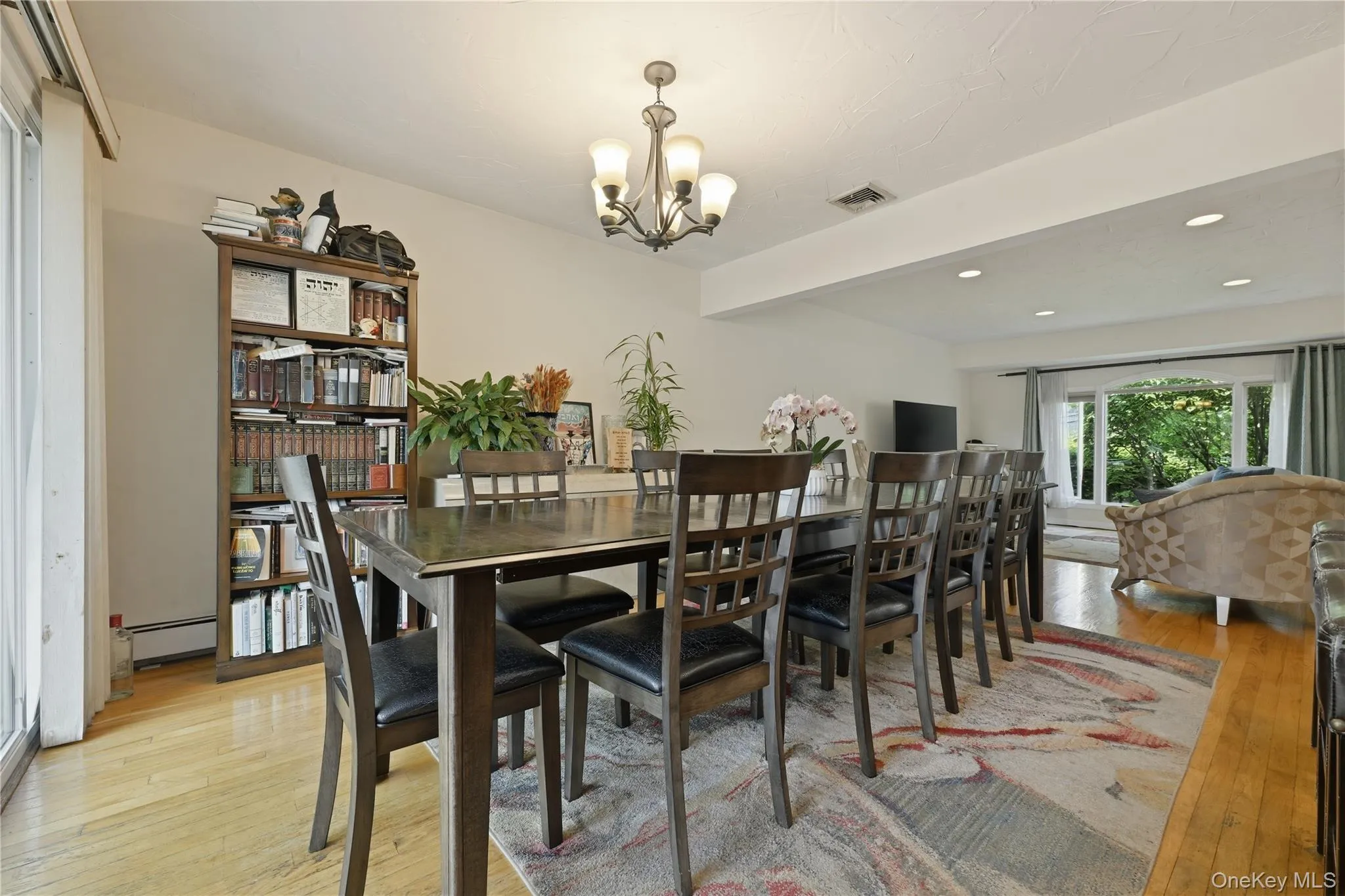 2998 Joyce Lane, Hempstead, NY, 6 Bedrooms Bedrooms, 10 Rooms Rooms,3 BathroomsBathrooms,Residential,For Rent,Joyce,0,1007327 2998 Joyce Lane, Hempstead, NY, 6 Bedrooms Bedrooms, 10 Rooms Rooms,3 BathroomsBathrooms,Residential,For Rent,Joyce,0,1007327