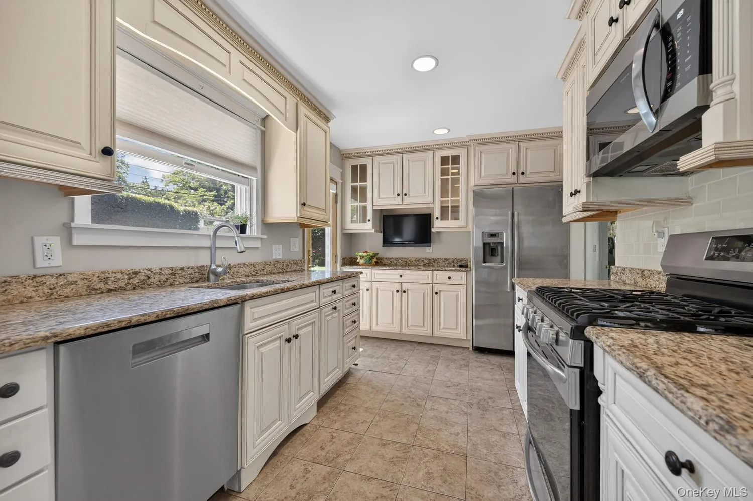52 Cameron Drive, Huntington, NY, 4 Bedrooms Bedrooms, 8 Rooms Rooms,2 BathroomsBathrooms,Residential,For Rent,Cameron,0,1007328 52 Cameron Drive, Huntington, NY, 4 Bedrooms Bedrooms, 8 Rooms Rooms,2 BathroomsBathrooms,Residential,For Rent,Cameron,0,1007328