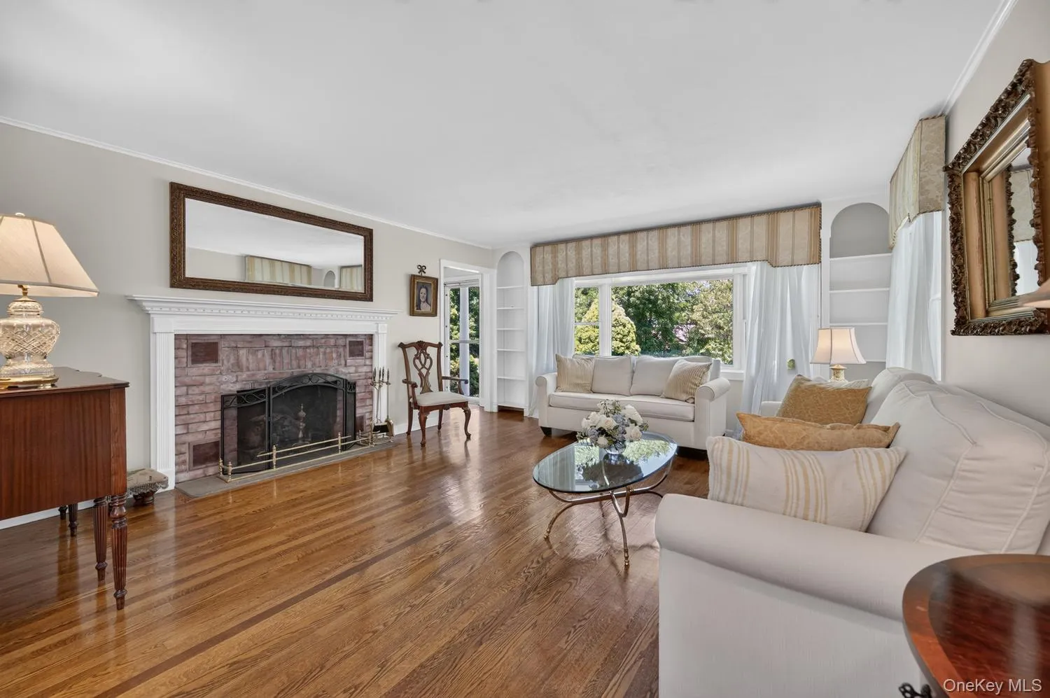 52 Cameron Drive, Huntington, NY, 4 Bedrooms Bedrooms, 8 Rooms Rooms,2 BathroomsBathrooms,Residential,For Rent,Cameron,0,1007328 52 Cameron Drive, Huntington, NY, 4 Bedrooms Bedrooms, 8 Rooms Rooms,2 BathroomsBathrooms,Residential,For Rent,Cameron,0,1007328
