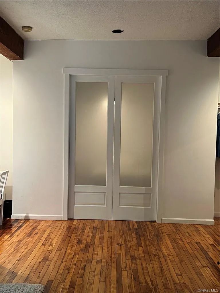 300 Ferdon Avenue, Orangetown, NY, 2 Bedrooms Bedrooms, 5 Rooms Rooms,1 BathroomBathrooms,Residential Lease,For Rent,Ferdon,0,1007333 300 Ferdon Avenue, Orangetown, NY, 2 Bedrooms Bedrooms, 5 Rooms Rooms,1 BathroomBathrooms,Residential Lease,For Rent,Ferdon,0,1007333