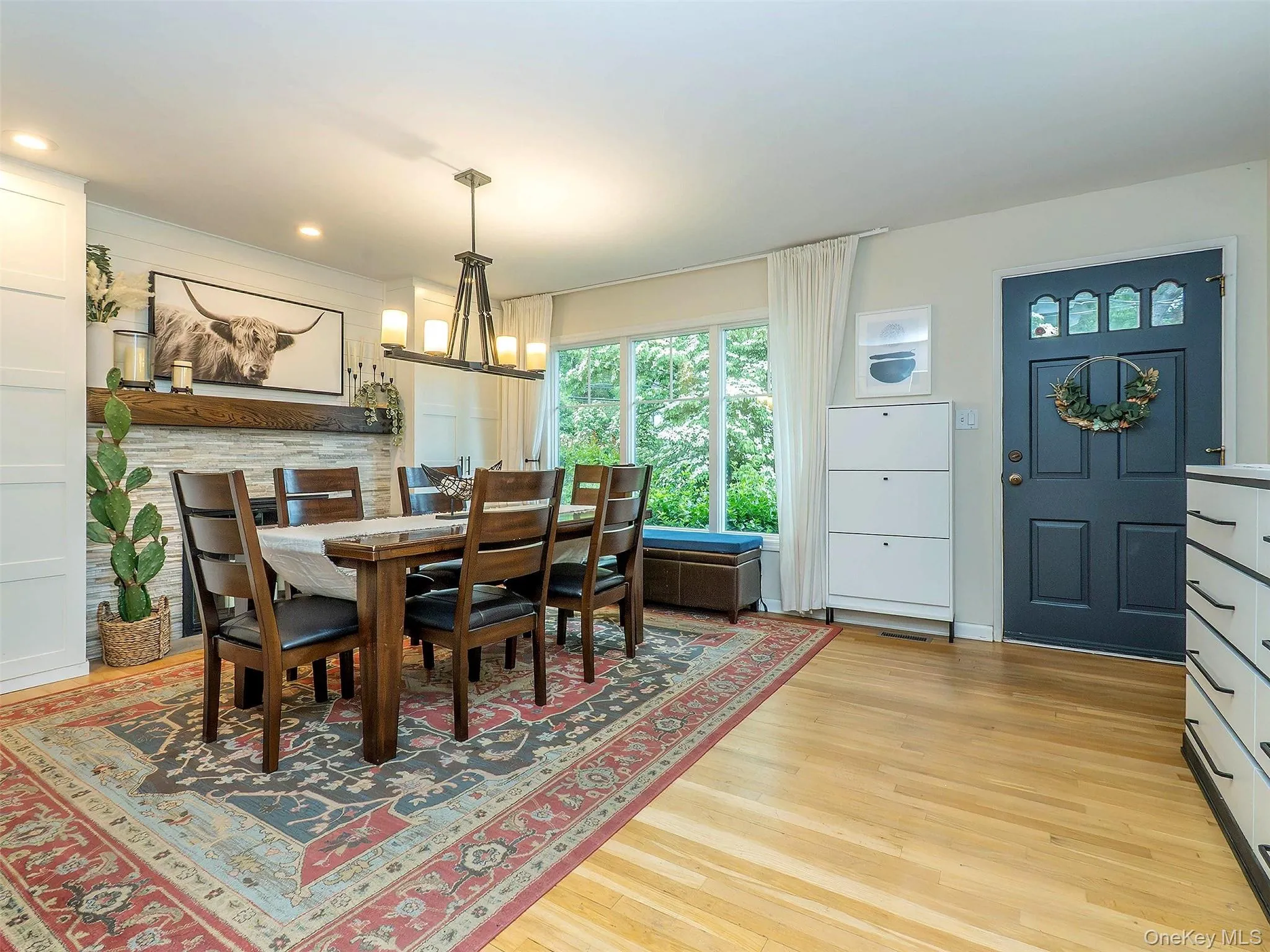 7 Cedar Lane, Oyster Bay, NY, 3 Bedrooms Bedrooms, 8 Rooms Rooms,2 BathroomsBathrooms,Residential,For Rent,Cedar,0,KEY1007334 7 Cedar Lane, Oyster Bay, NY, 3 Bedrooms Bedrooms, 8 Rooms Rooms,2 BathroomsBathrooms,Residential,For Rent,Cedar,0,KEY1007334