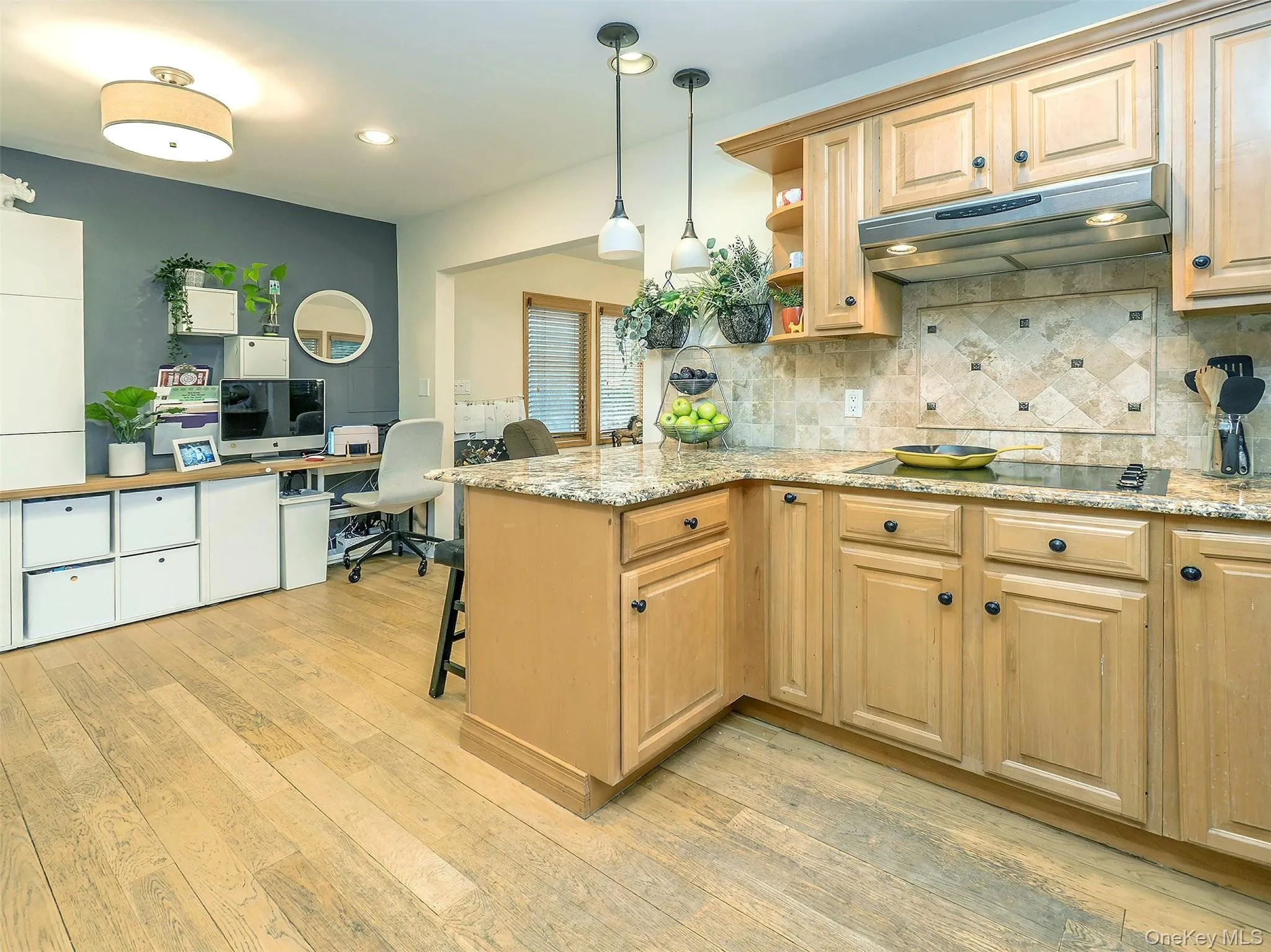 7 Cedar Lane, Oyster Bay, NY, 3 Bedrooms Bedrooms, 8 Rooms Rooms,2 BathroomsBathrooms,Residential,For Rent,Cedar,0,KEY1007334 7 Cedar Lane, Oyster Bay, NY, 3 Bedrooms Bedrooms, 8 Rooms Rooms,2 BathroomsBathrooms,Residential,For Rent,Cedar,0,KEY1007334