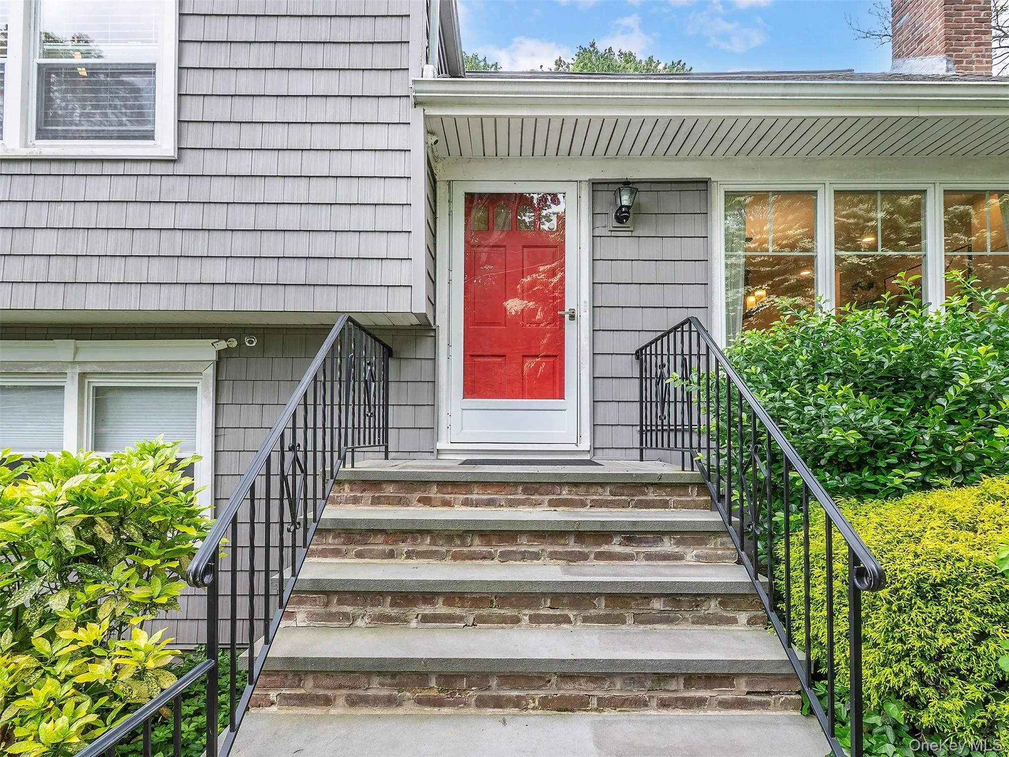 7 Cedar Lane, Oyster Bay, NY, 3 Bedrooms Bedrooms, 8 Rooms Rooms,2 BathroomsBathrooms,Residential,For Rent,Cedar,0,KEY1007334 7 Cedar Lane, Oyster Bay, NY, 3 Bedrooms Bedrooms, 8 Rooms Rooms,2 BathroomsBathrooms,Residential,For Rent,Cedar,0,KEY1007334