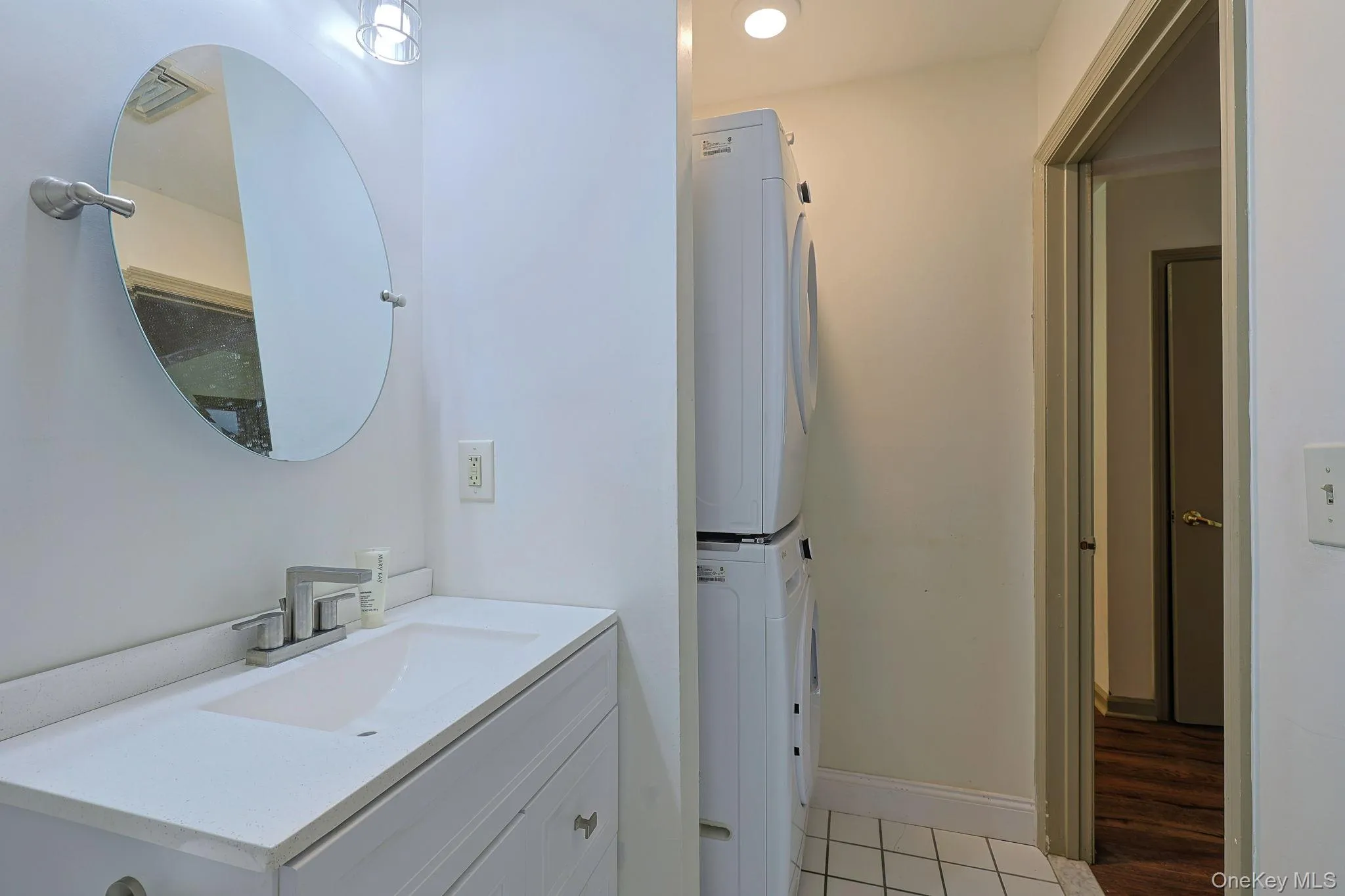 1103 Washington Green, New Windsor, NY, 2 Bedrooms Bedrooms, 5 Rooms Rooms,2 BathroomsBathrooms,Residential,For Rent,Washington,0,1007338 1103 Washington Green, New Windsor, NY, 2 Bedrooms Bedrooms, 5 Rooms Rooms,2 BathroomsBathrooms,Residential,For Rent,Washington,0,1007338
