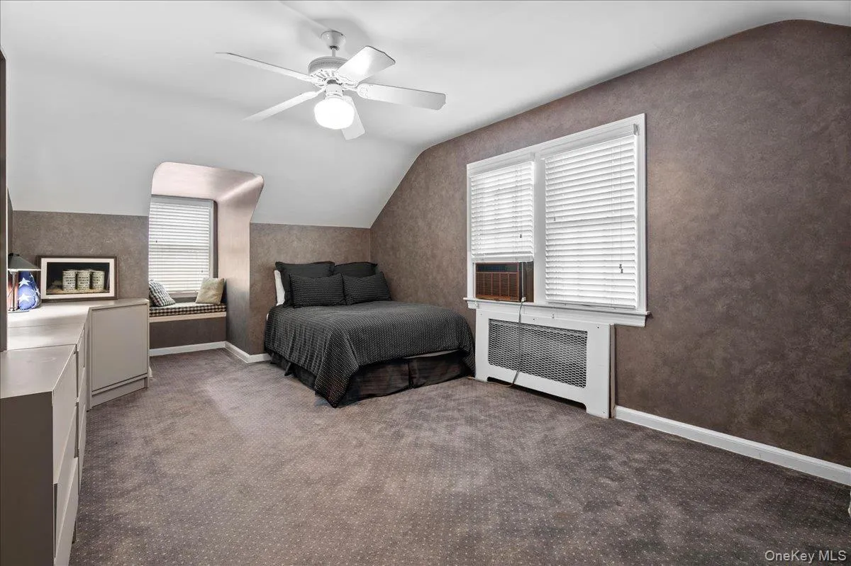 Bedroom with window seat Bedroom with window seat