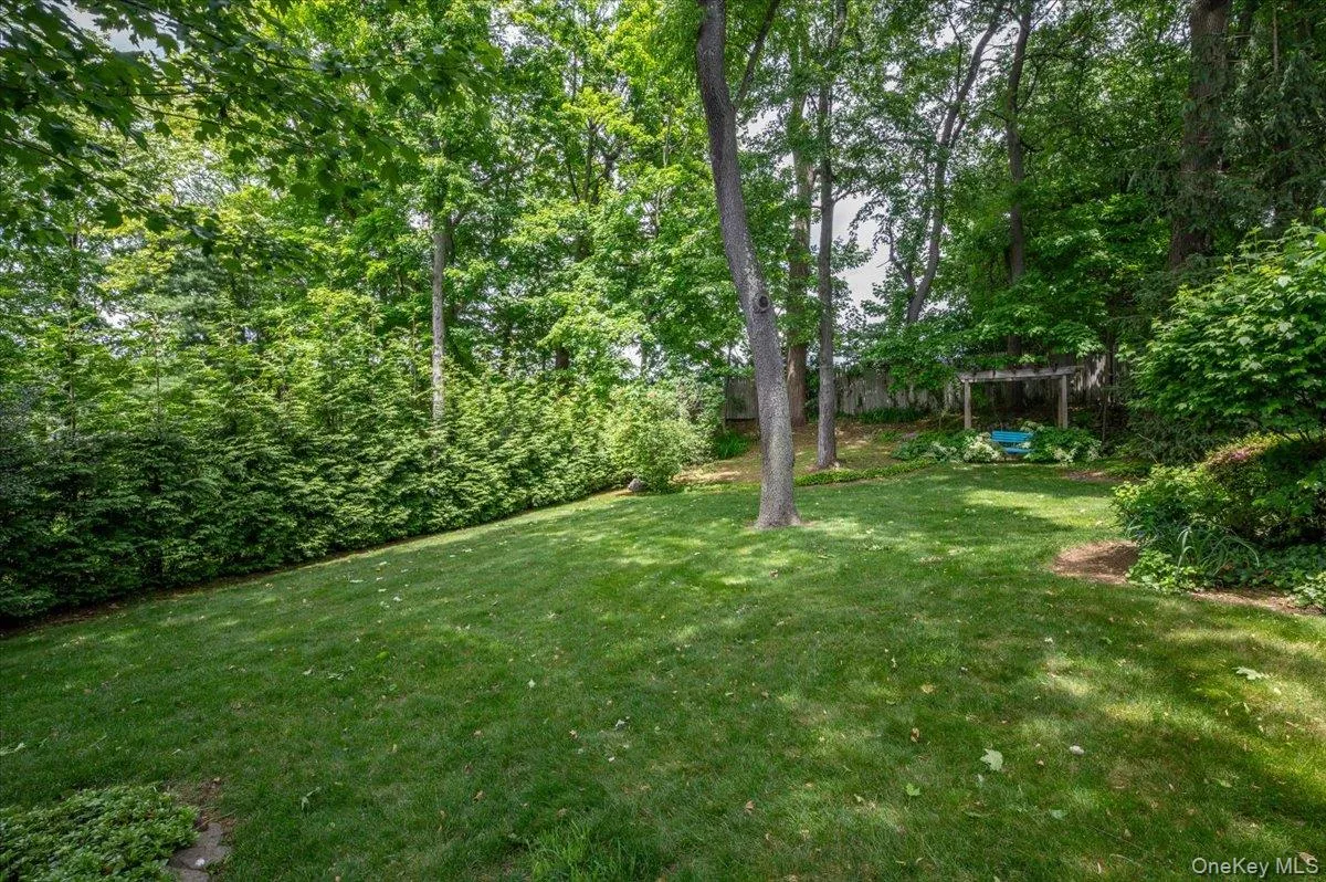 Lush grounds Lush grounds