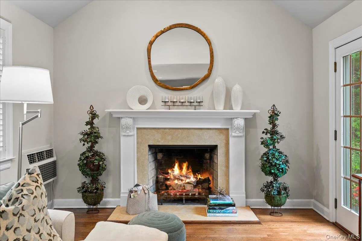 Second wood burning fireplace Second wood burning fireplace