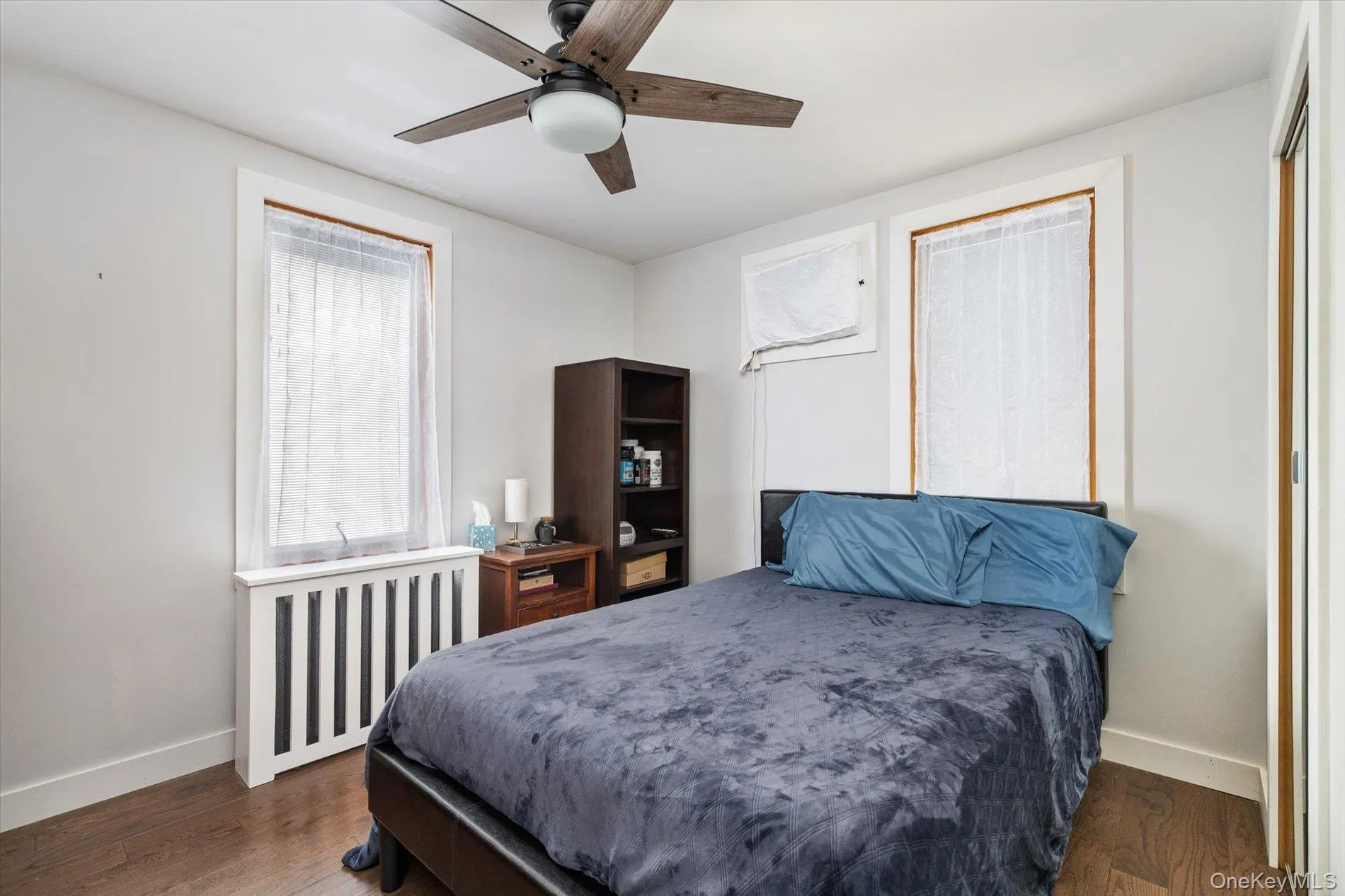 36 Iroquois Place, Oyster Bay, NY, 3 Bedrooms Bedrooms, 6 Rooms Rooms,1 BathroomBathrooms,Residential,For Rent,Iroquois,0,1007341 36 Iroquois Place, Oyster Bay, NY, 3 Bedrooms Bedrooms, 6 Rooms Rooms,1 BathroomBathrooms,Residential,For Rent,Iroquois,0,1007341