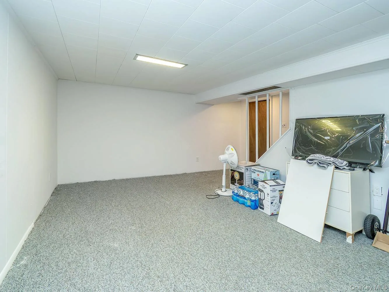 23 Phillips Road, Glen Cove, NY, 3 Bedrooms Bedrooms, 7 Rooms Rooms,2 BathroomsBathrooms,Residential,For Rent,Phillips,0,1007342 23 Phillips Road, Glen Cove, NY, 3 Bedrooms Bedrooms, 7 Rooms Rooms,2 BathroomsBathrooms,Residential,For Rent,Phillips,0,1007342