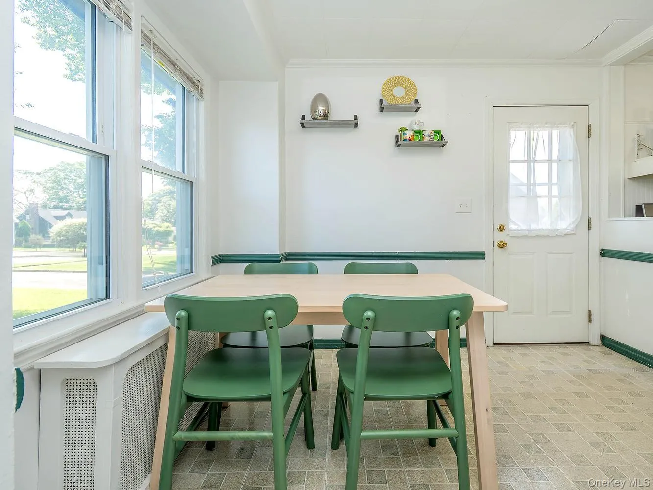 23 Phillips Road, Glen Cove, NY, 3 Bedrooms Bedrooms, 7 Rooms Rooms,2 BathroomsBathrooms,Residential,For Rent,Phillips,0,1007342 23 Phillips Road, Glen Cove, NY, 3 Bedrooms Bedrooms, 7 Rooms Rooms,2 BathroomsBathrooms,Residential,For Rent,Phillips,0,1007342