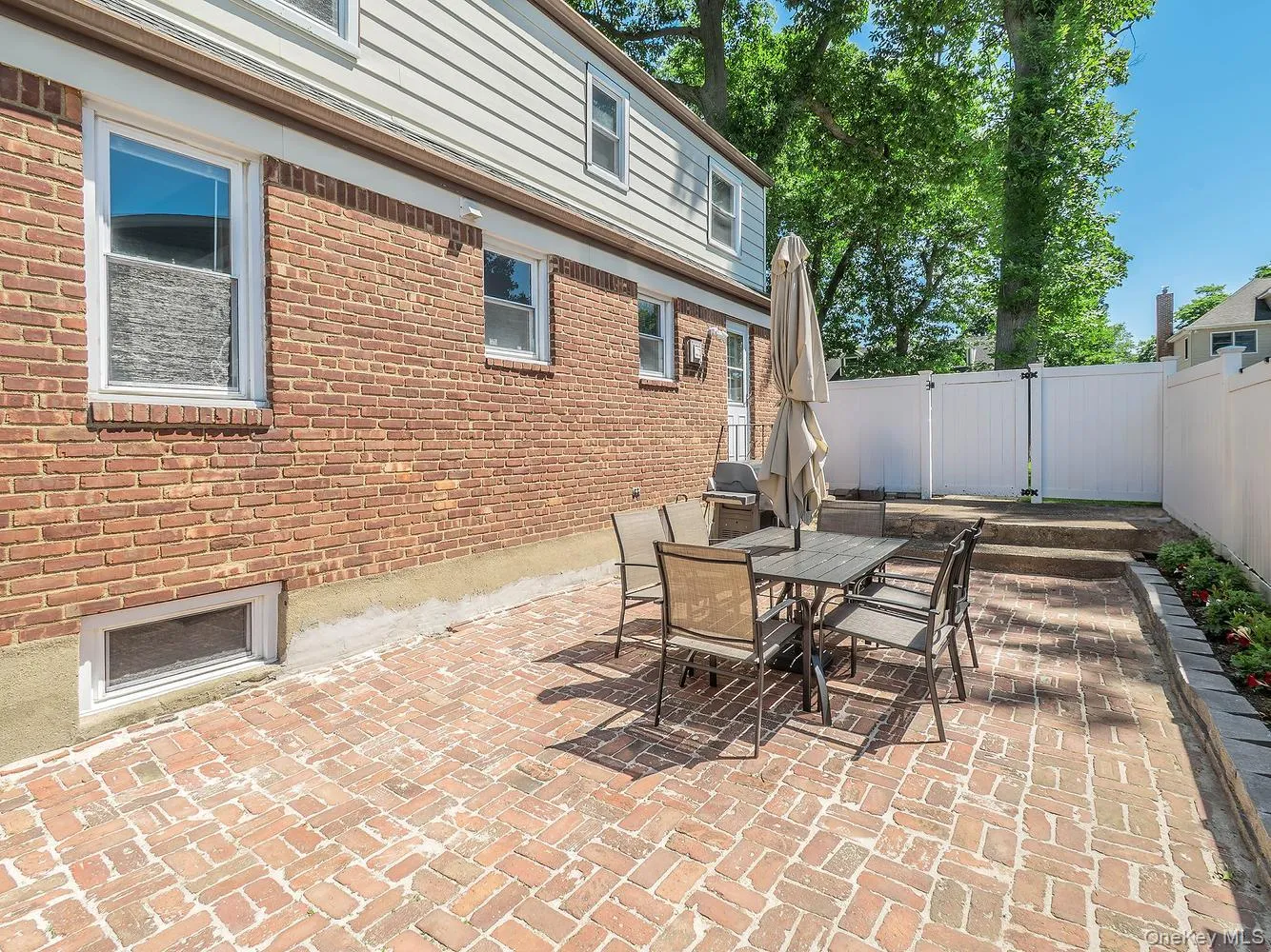 23 Phillips Road, Glen Cove, NY, 3 Bedrooms Bedrooms, 7 Rooms Rooms,2 BathroomsBathrooms,Residential,For Rent,Phillips,0,1007342 23 Phillips Road, Glen Cove, NY, 3 Bedrooms Bedrooms, 7 Rooms Rooms,2 BathroomsBathrooms,Residential,For Rent,Phillips,0,1007342