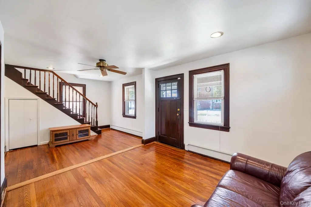 8343 261st Street, New York, NY, 5 Bedrooms Bedrooms, 11 Rooms Rooms,2 BathroomsBathrooms,Residential,For Rent,261st,0,1007347 8343 261st Street, New York, NY, 5 Bedrooms Bedrooms, 11 Rooms Rooms,2 BathroomsBathrooms,Residential,For Rent,261st,0,1007347