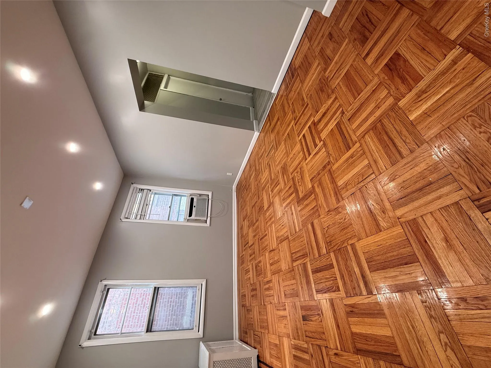 1958 Lurting Avenue, New York, NY, 3 Bedrooms Bedrooms, 8 Rooms Rooms,2 BathroomsBathrooms,Residential Lease,For Rent,Lurting,0,1007348 1958 Lurting Avenue, New York, NY, 3 Bedrooms Bedrooms, 8 Rooms Rooms,2 BathroomsBathrooms,Residential Lease,For Rent,Lurting,0,1007348