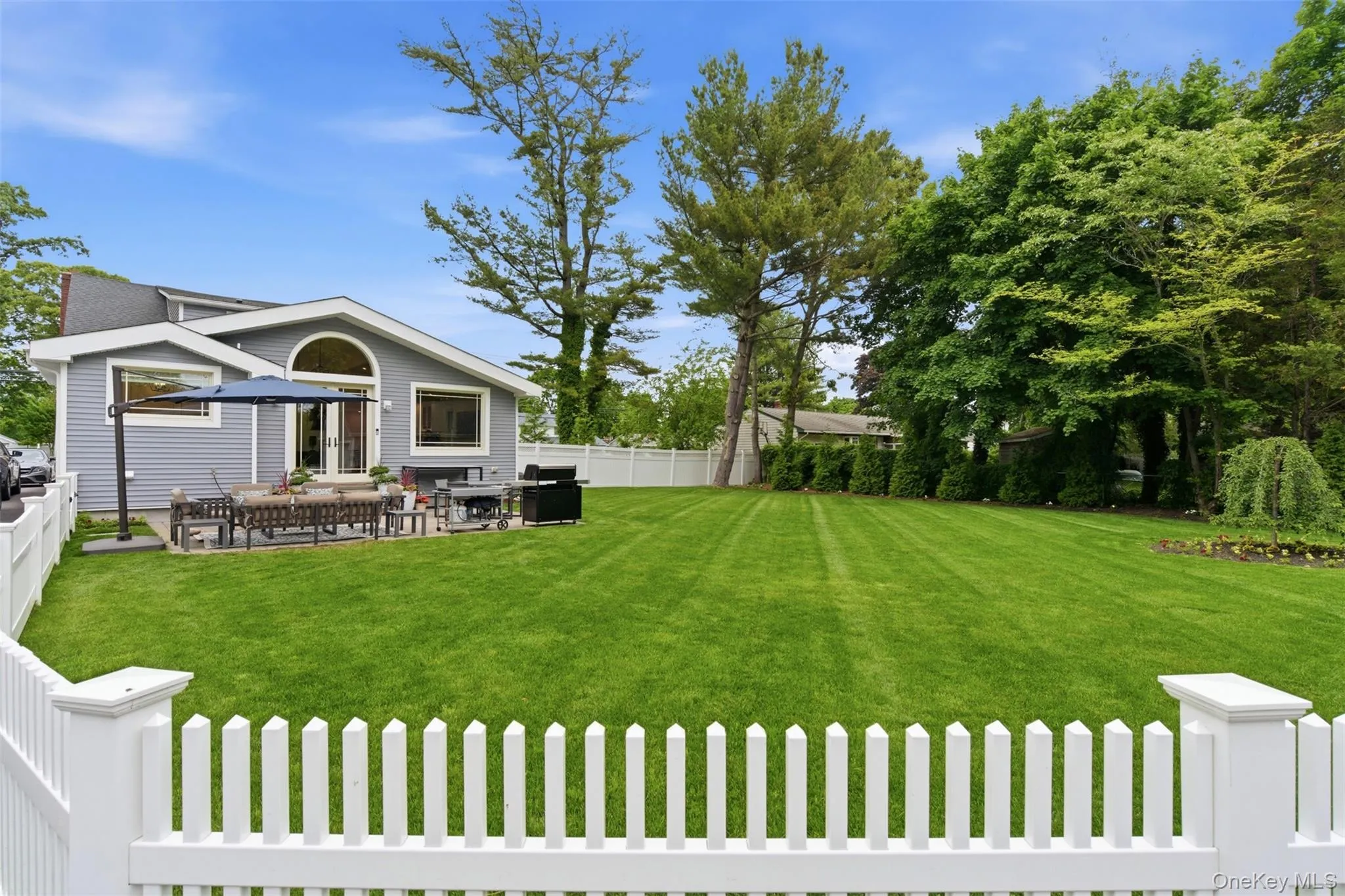 238 Woodlawn Avenue, Smithtown, NY, 5 Bedrooms Bedrooms, 8 Rooms Rooms,2 BathroomsBathrooms,Residential,For Rent,Woodlawn,0,1007352 238 Woodlawn Avenue, Smithtown, NY, 5 Bedrooms Bedrooms, 8 Rooms Rooms,2 BathroomsBathrooms,Residential,For Rent,Woodlawn,0,1007352