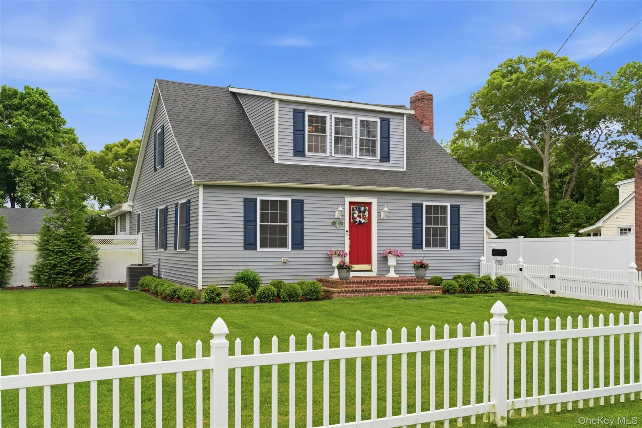 238 Woodlawn Avenue, Smithtown, NY, 5 Bedrooms Bedrooms, 8 Rooms Rooms,2 BathroomsBathrooms,Residential,For Rent,Woodlawn,0,1007352 238 Woodlawn Avenue, Smithtown, NY, 5 Bedrooms Bedrooms, 8 Rooms Rooms,2 BathroomsBathrooms,Residential,For Rent,Woodlawn,0,1007352
