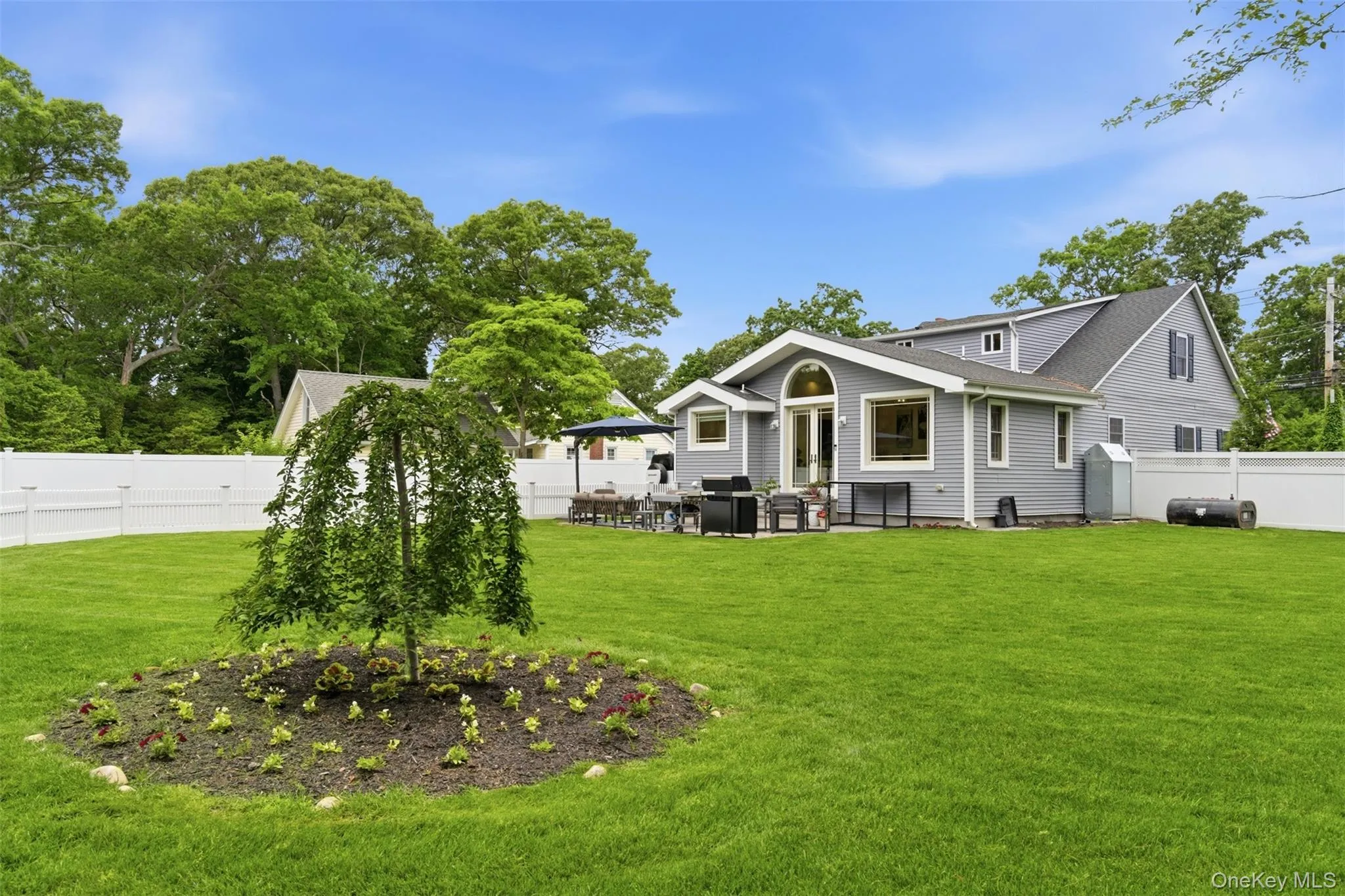 238 Woodlawn Avenue, Smithtown, NY, 5 Bedrooms Bedrooms, 8 Rooms Rooms,2 BathroomsBathrooms,Residential,For Rent,Woodlawn,0,1007352 238 Woodlawn Avenue, Smithtown, NY, 5 Bedrooms Bedrooms, 8 Rooms Rooms,2 BathroomsBathrooms,Residential,For Rent,Woodlawn,0,1007352