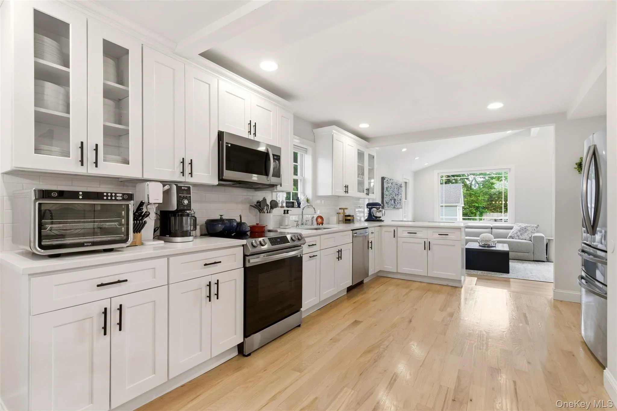 238 Woodlawn Avenue, Smithtown, NY, 5 Bedrooms Bedrooms, 8 Rooms Rooms,2 BathroomsBathrooms,Residential,For Rent,Woodlawn,0,1007352 238 Woodlawn Avenue, Smithtown, NY, 5 Bedrooms Bedrooms, 8 Rooms Rooms,2 BathroomsBathrooms,Residential,For Rent,Woodlawn,0,1007352
